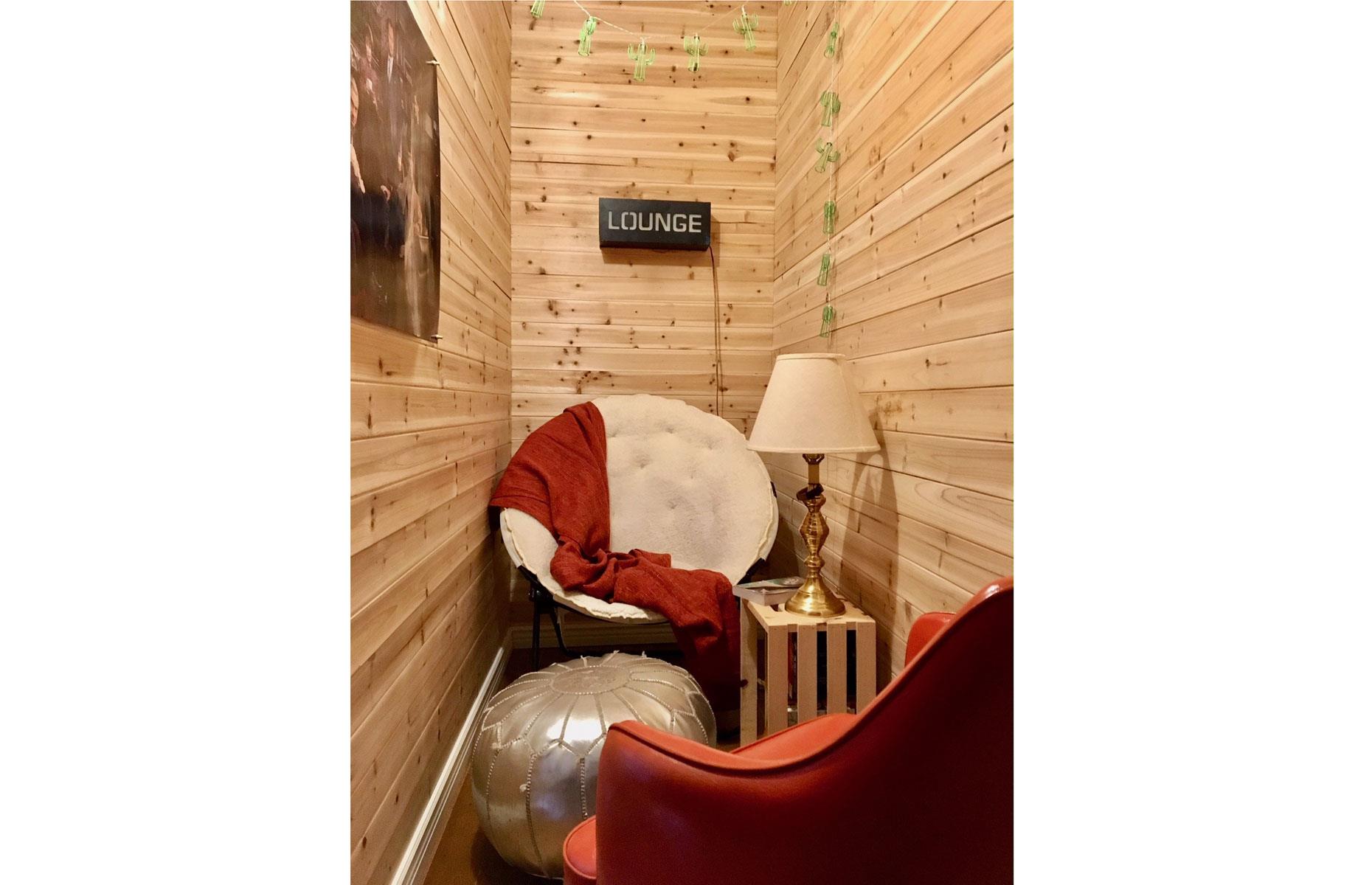 The hidden wardrobe hangout