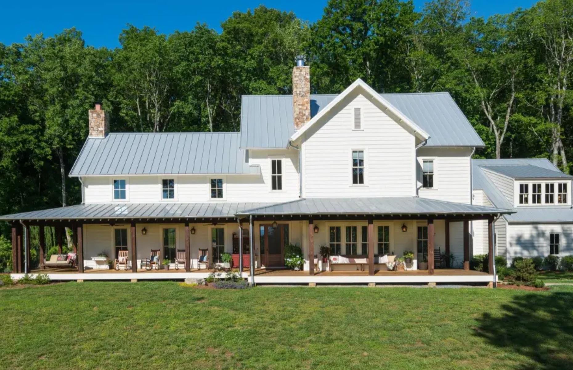 Miley Cyrus' luxurious farmhouse, Tennessee, USA