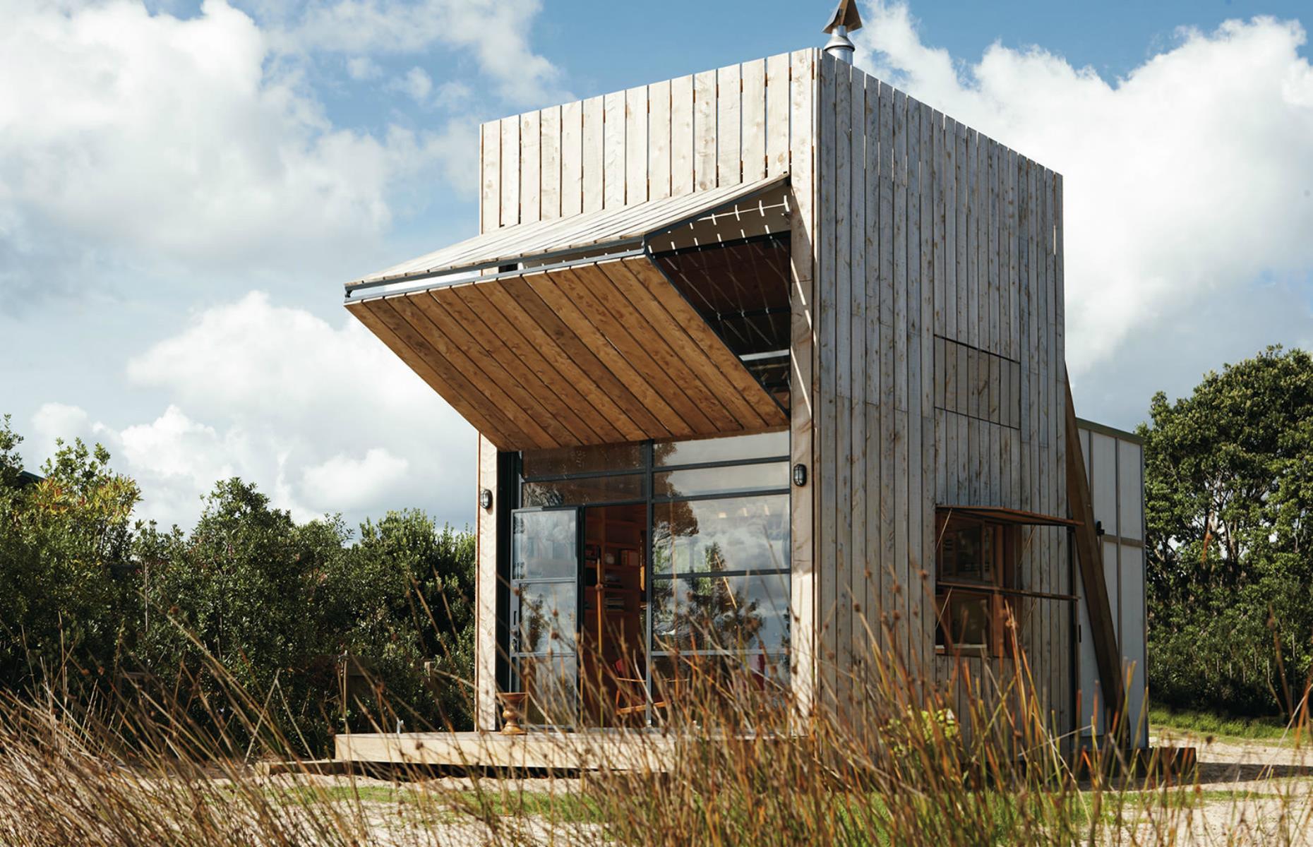 The Hut-on-sleds, Coromandel Peninsula, New Zealand
