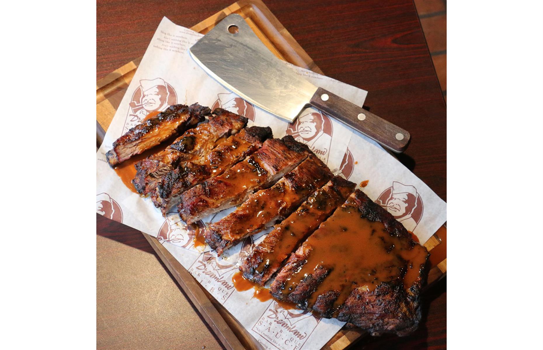 Alabama: Dreamland Bar-B-Que, various locations