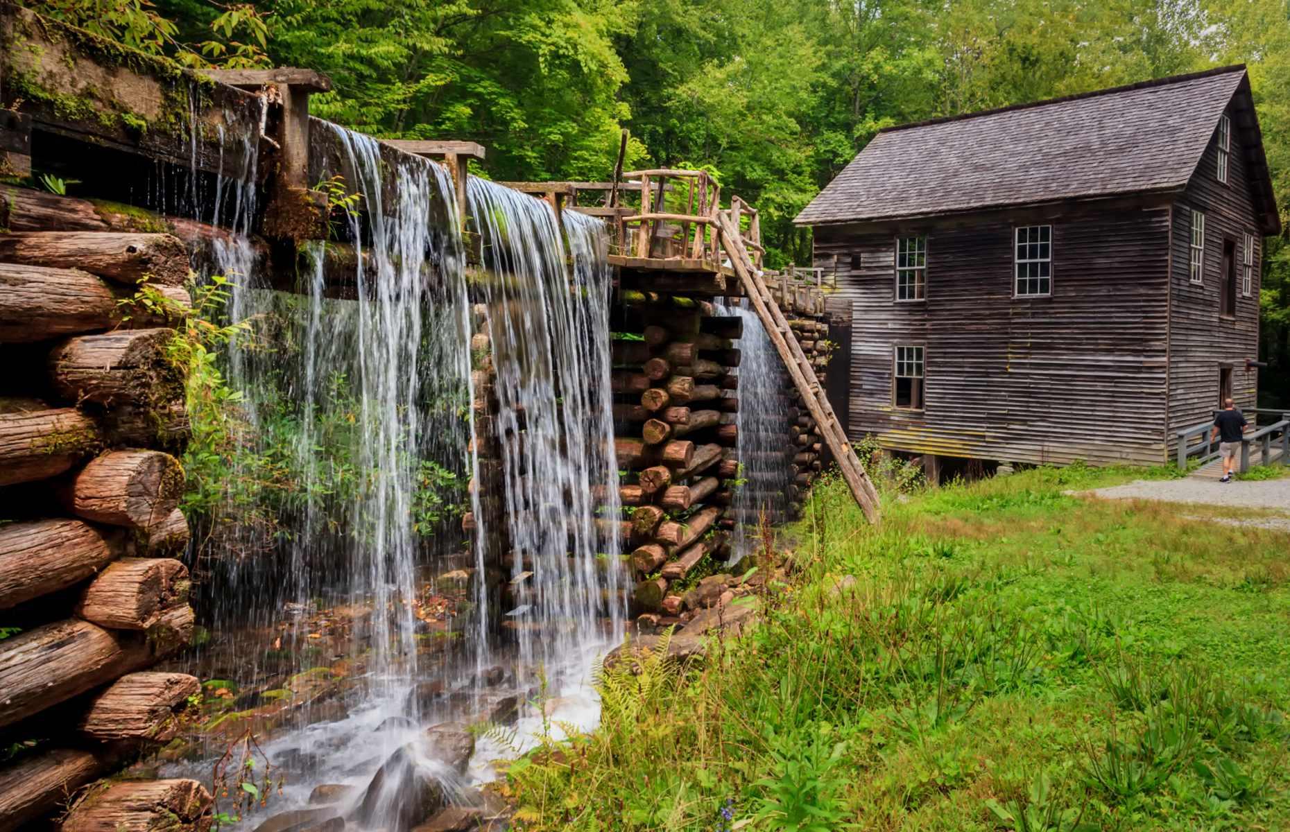 The park contains the American East’s largest collection of historic log buildings