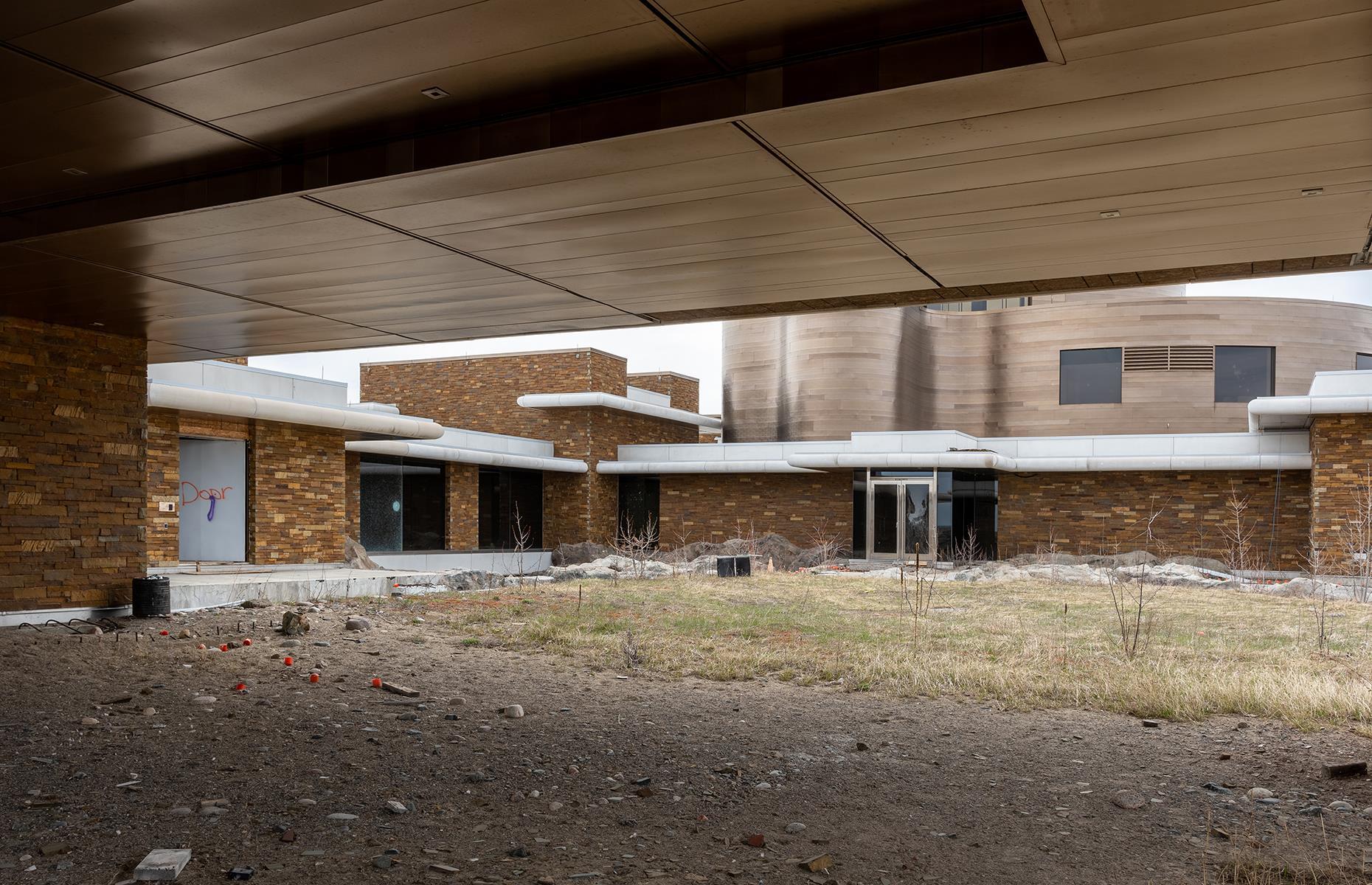 Peter Grant mansion: left uninhabitable
