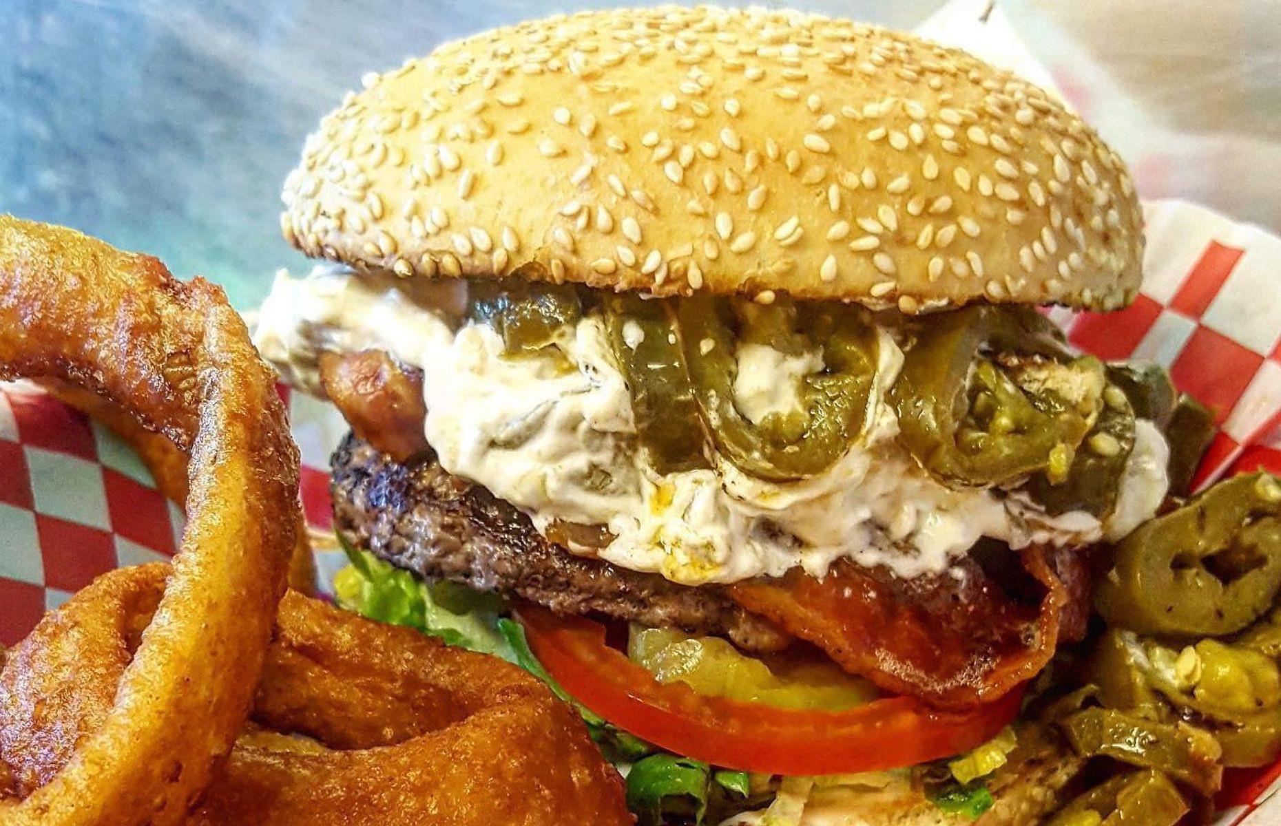 Alaska: Tommy's Burger Stop, Anchorage
