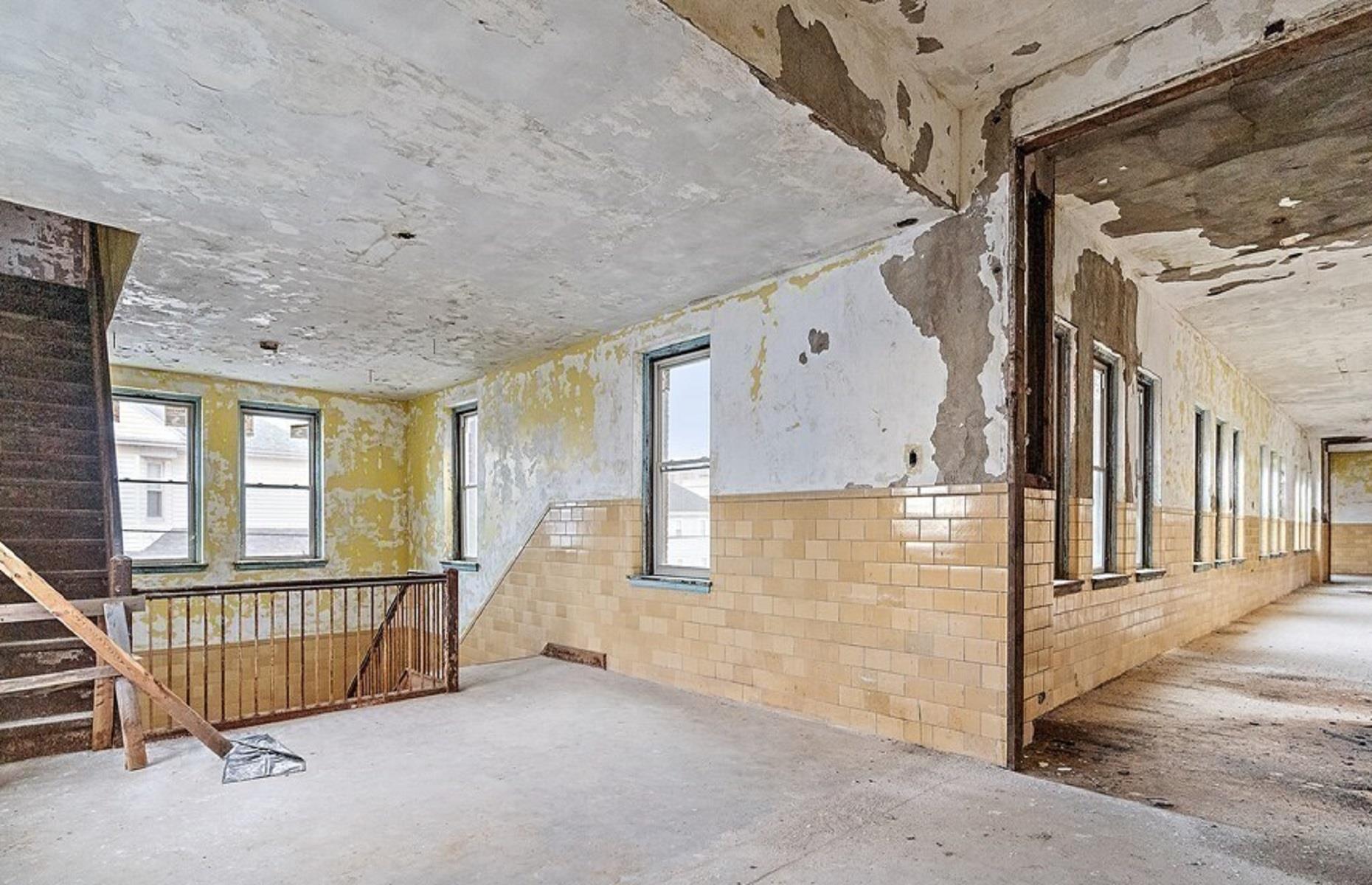 Abandoned school, Massachusetts, USA: £945,000 ($1.1m)
