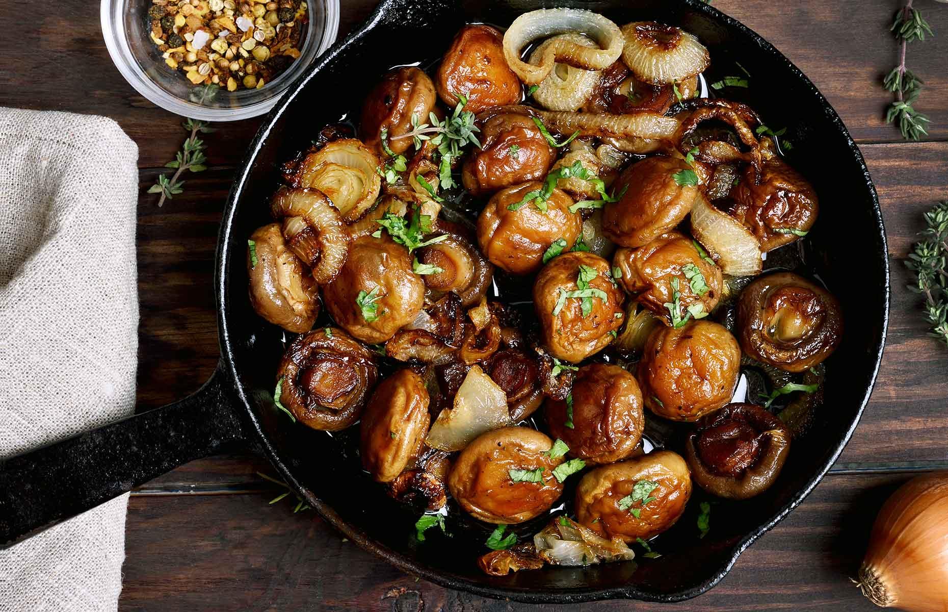 Why mushrooms don’t go to mush when cooked?