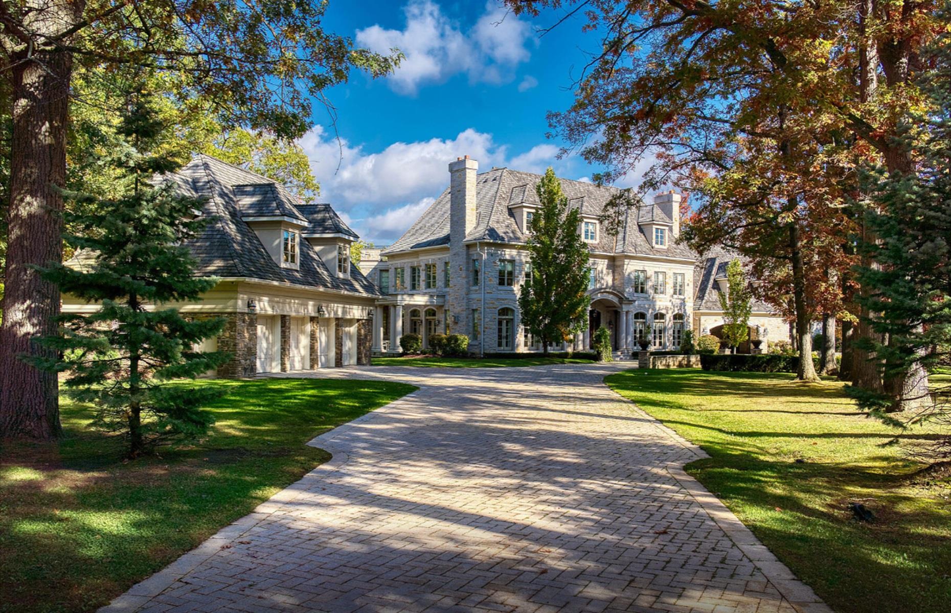 10-acre (4ha) estate: French-inspired architecture