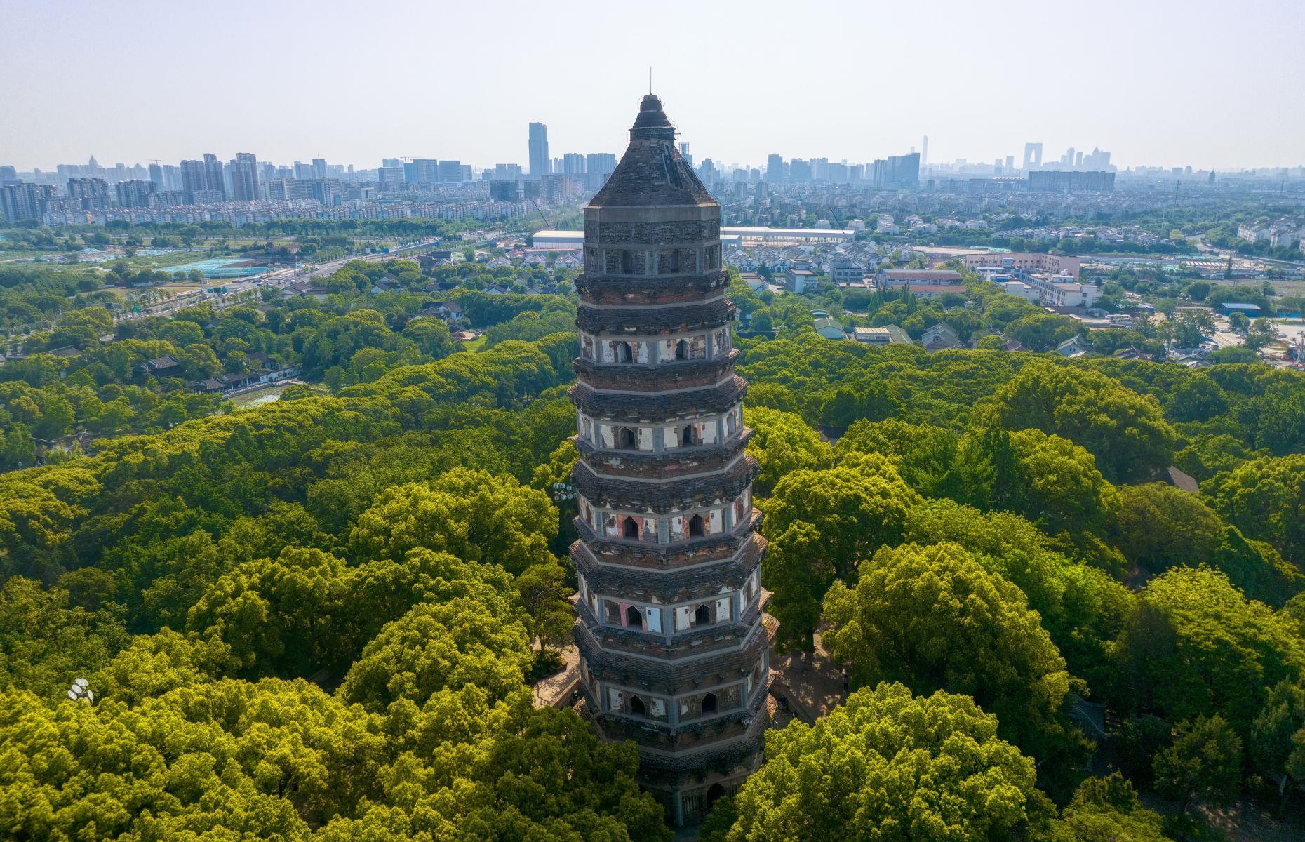 Tiger Hill Pagoda, Suzhou, China