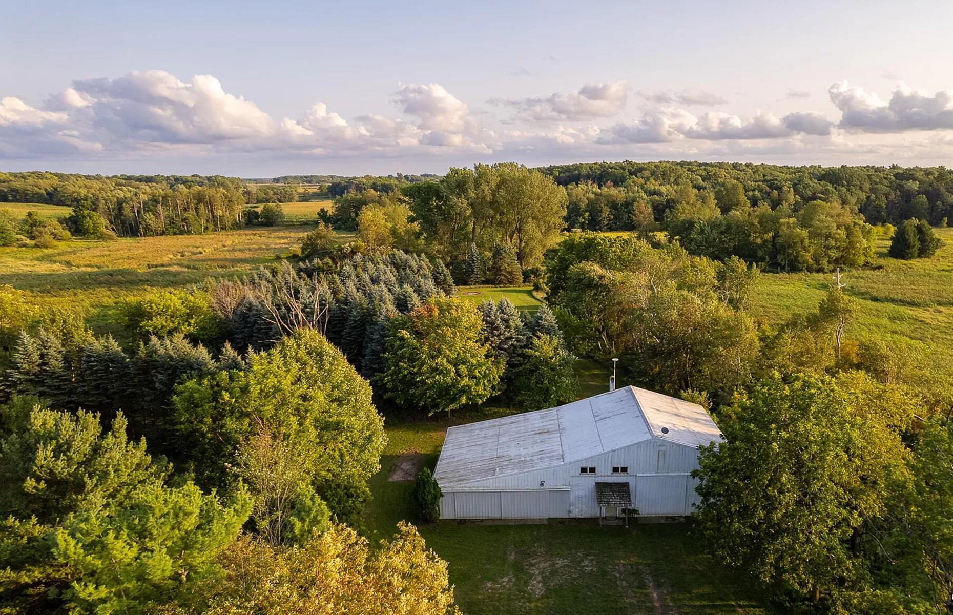 Búnker en la nada, Michigan, EE. UU.: 350.000 $ (327.000 €)