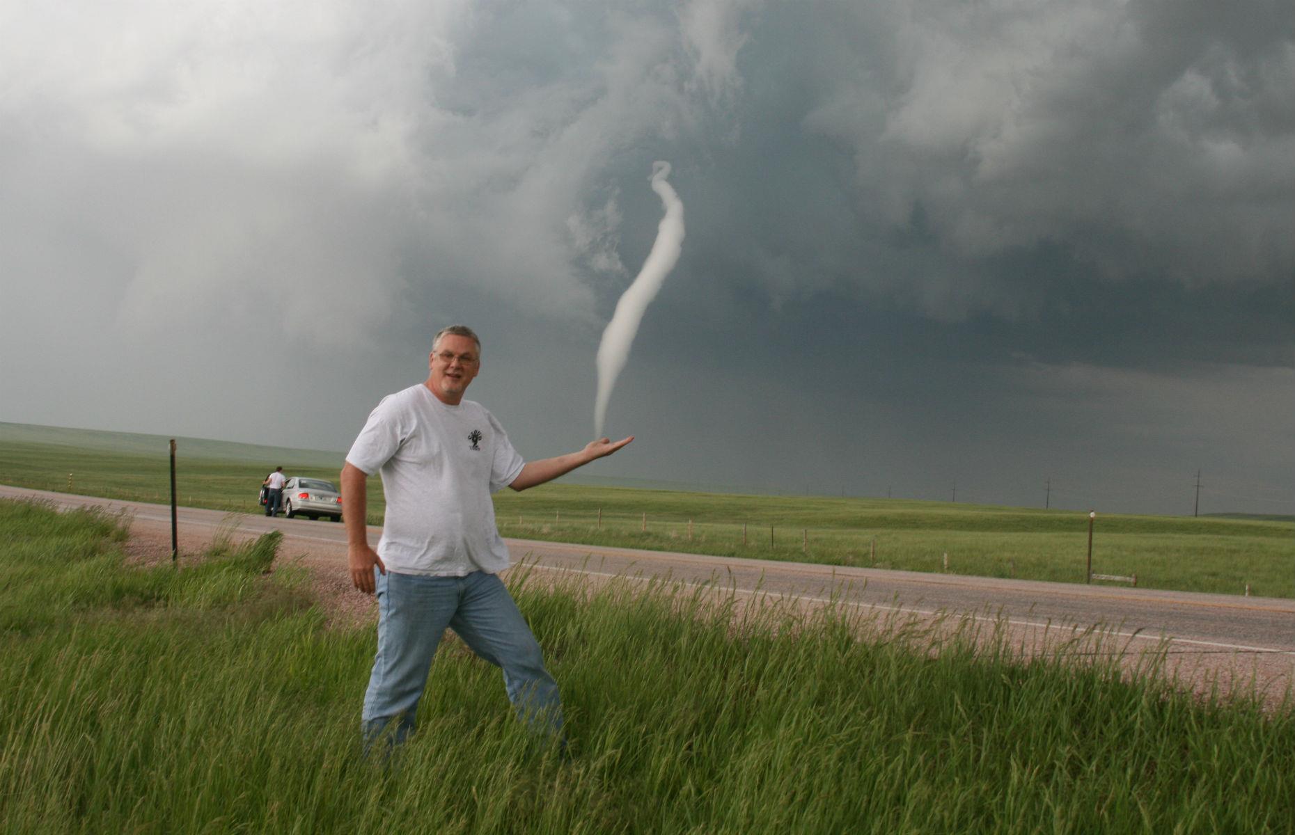 Life storm. Иващенко Торнадо. Торнадо дедушку. Верхом на Торнадо. Дмитрий белый Tornado.