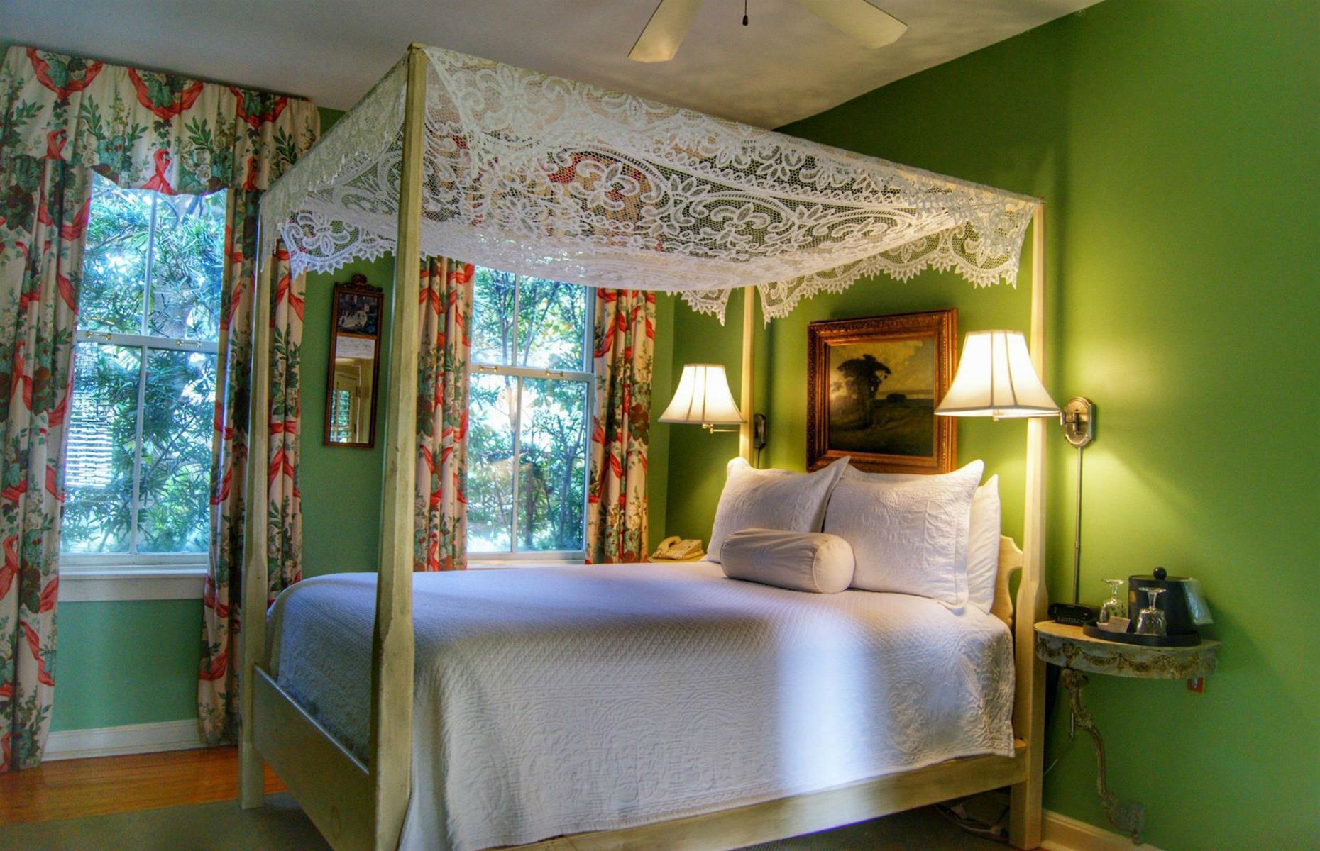 South Carolina: 20 South Battery, Charleston
