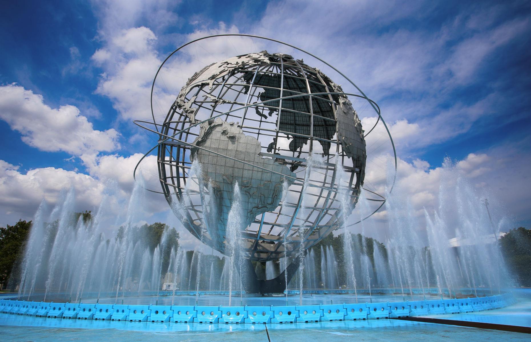 Unisphere Fountain, New York City, New York, USA