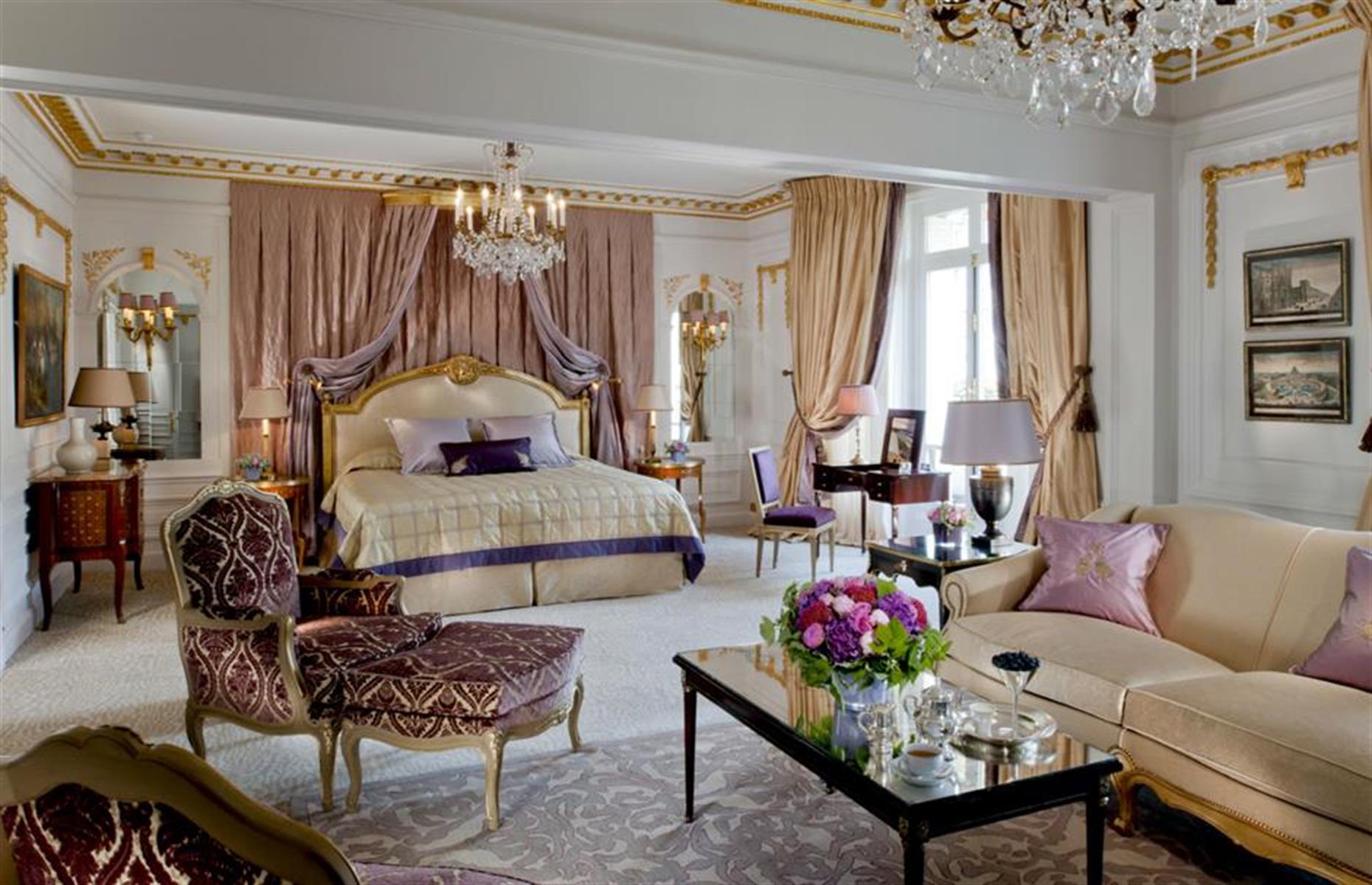 France: Hôtel Plaza Athénée, Paris