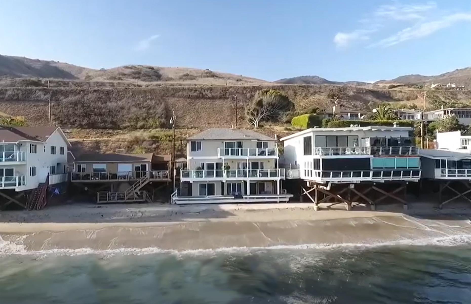 J.Lo's Malibu mansion