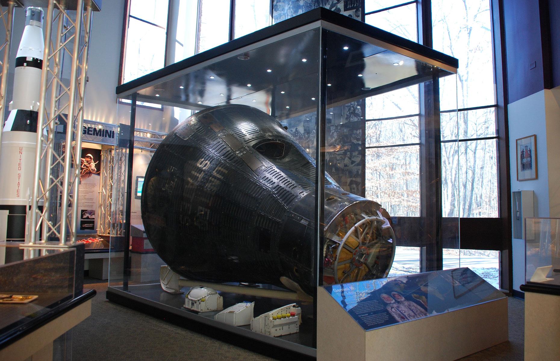 Gemini 3: Grissom Memorial Museum in Mitchell, USA, Earth