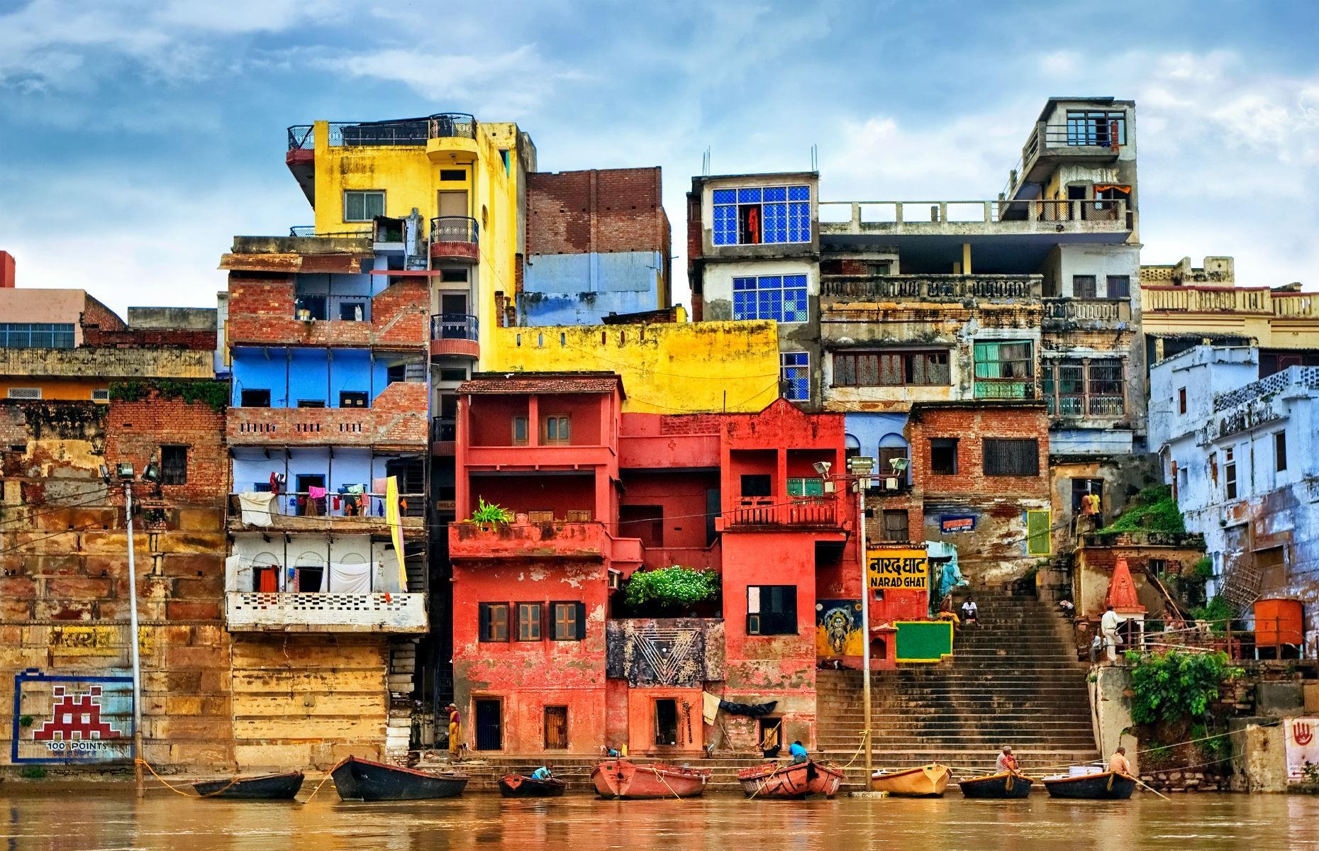 Symbolic painted houses, Varanasi, India