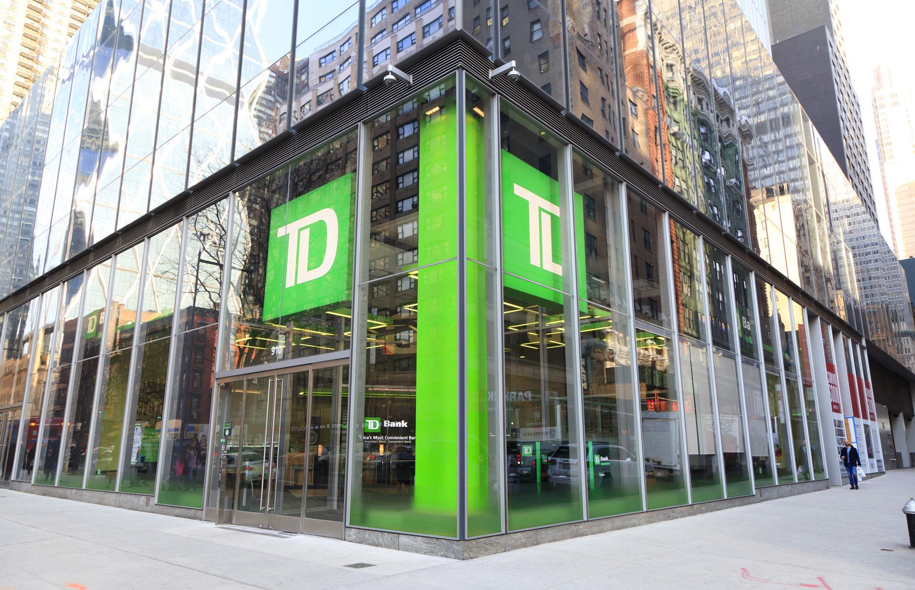 1975 – Toronto-Dominion Bank (TD): $1,000 invested then is worth $392,000 (£268k) today 