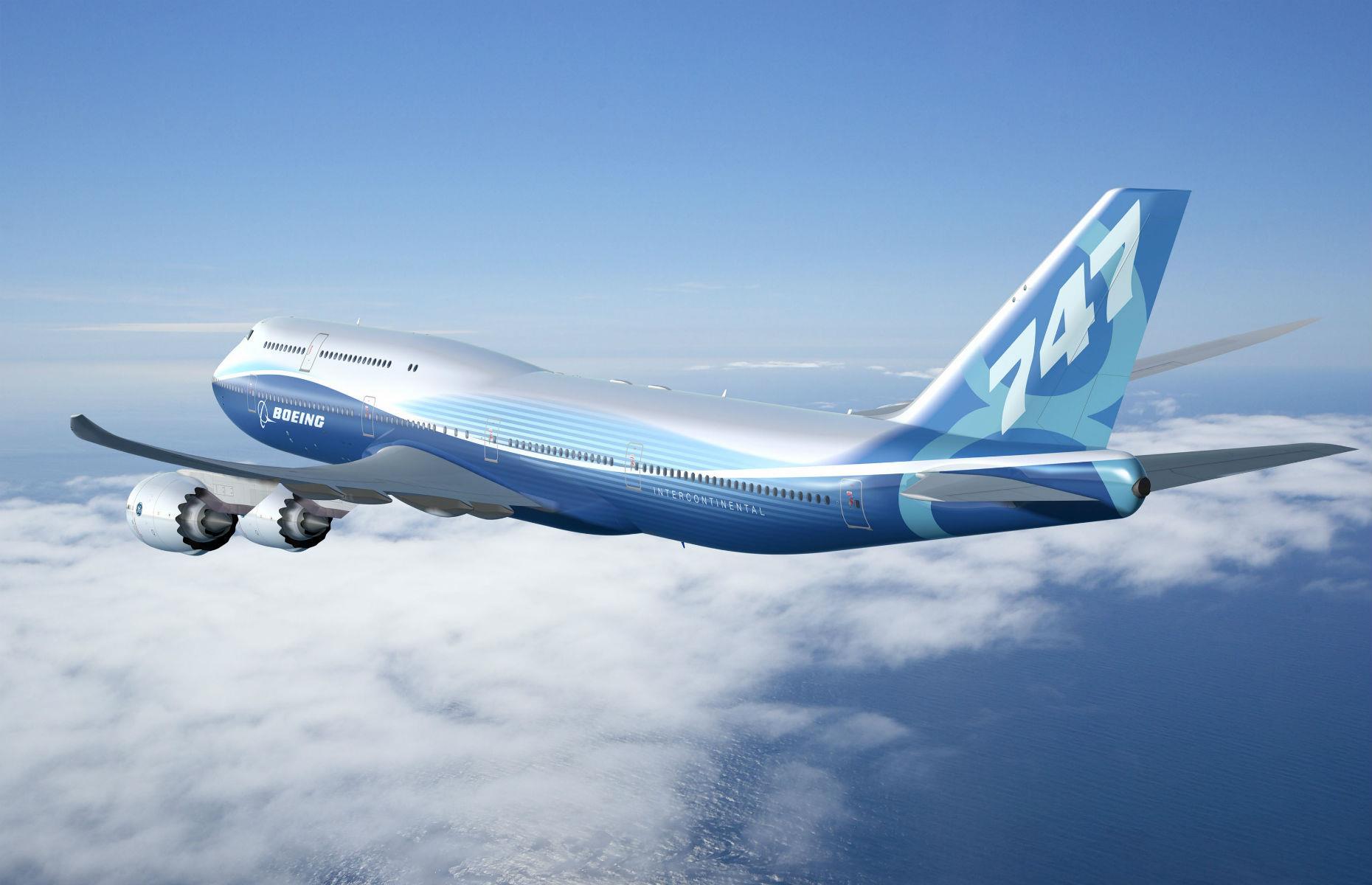 Boeing 747-8: 224 feet