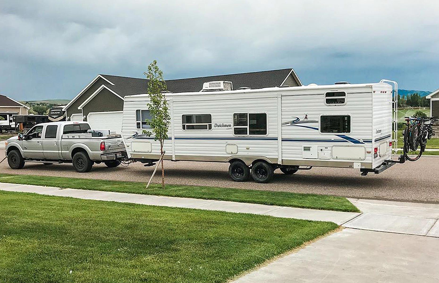 Colourful Dutchman RV: exterior