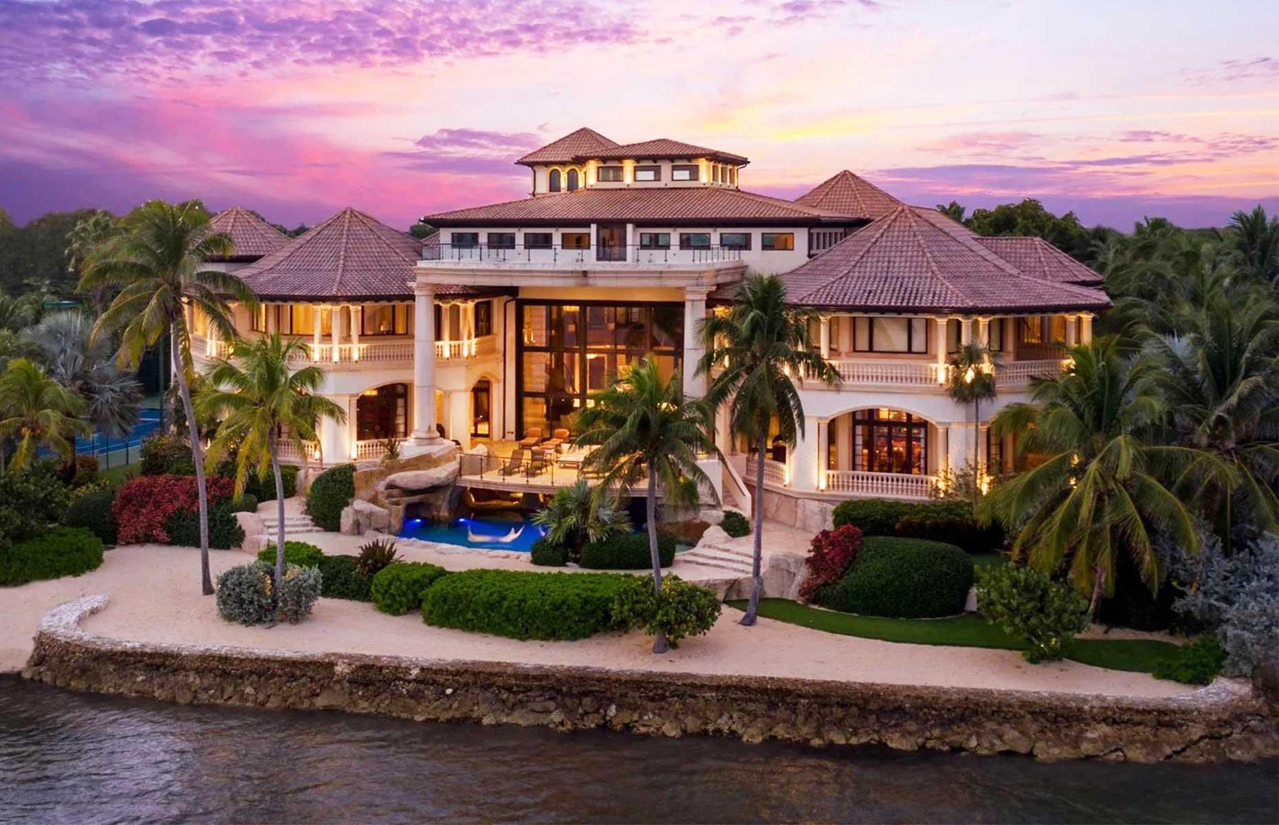 Casas gigantes con precios descomunales