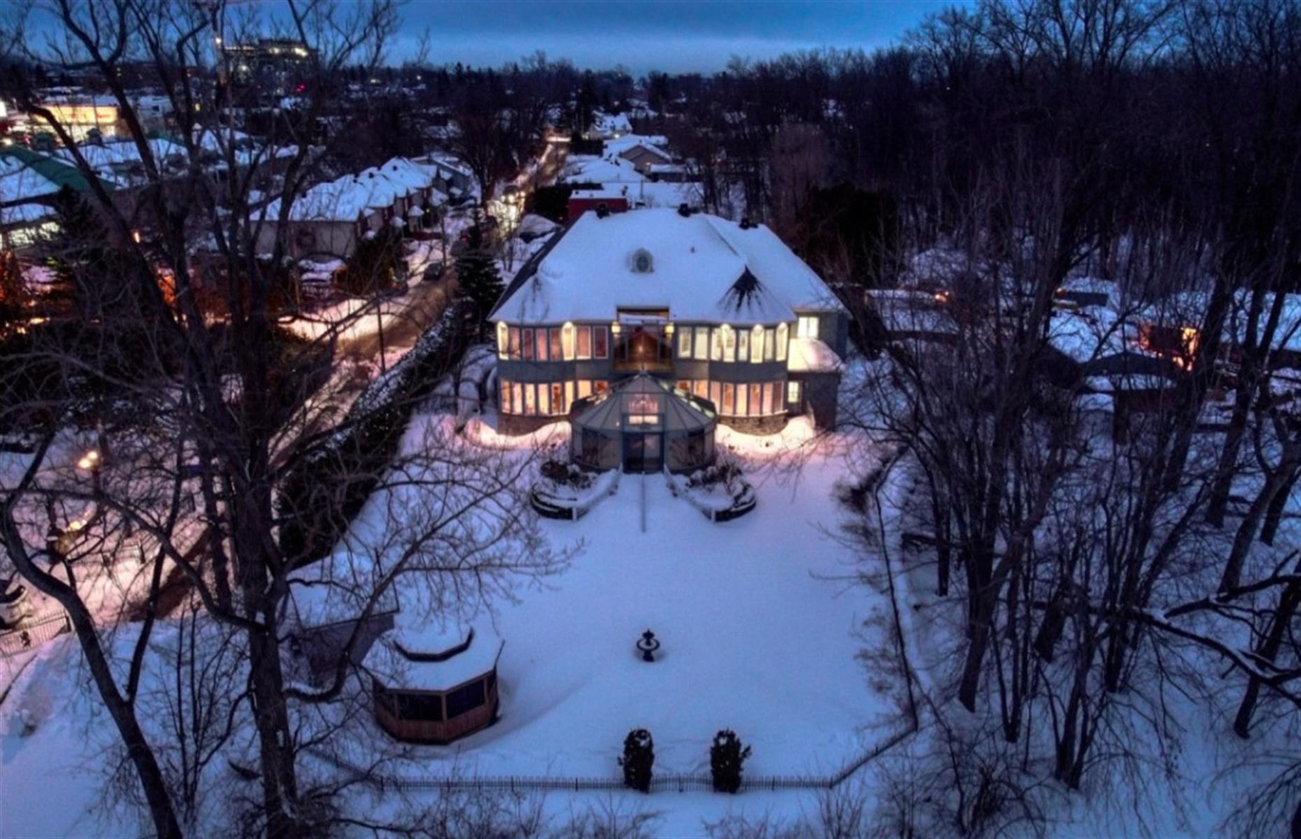 Celine Dion bought her mother a Montreal mansion