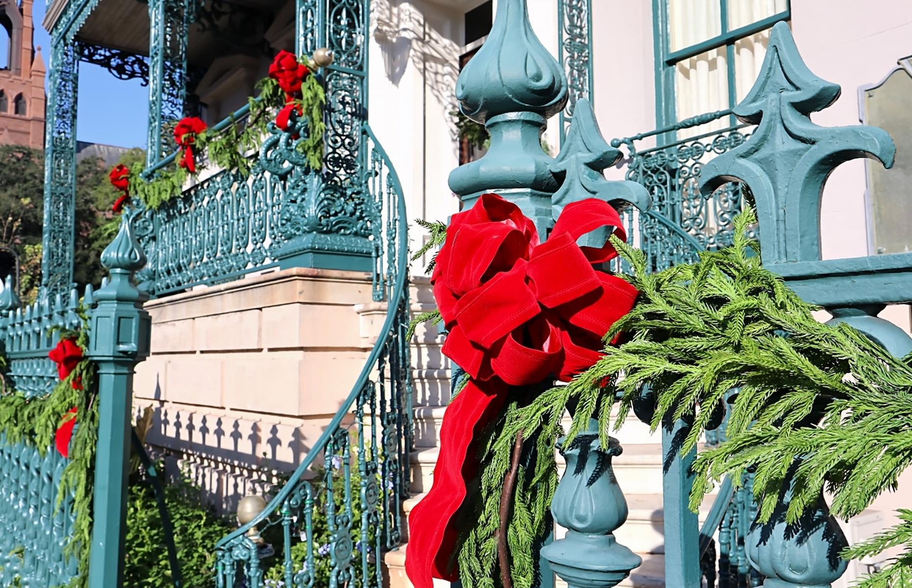 South Carolina: Holiday Market in Marion Square, Charleston