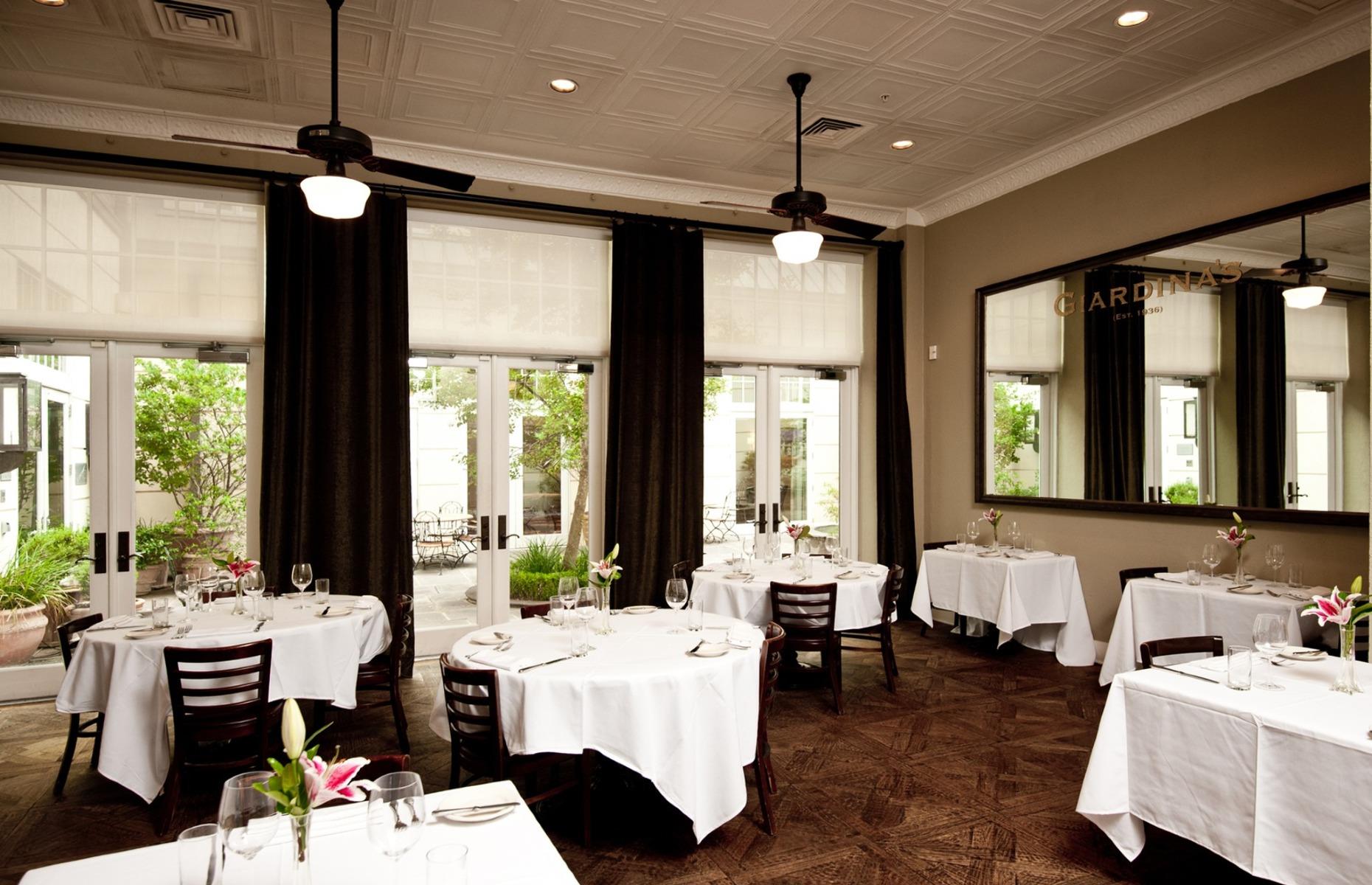 Mississippi: Giardina’s, Greenwood
