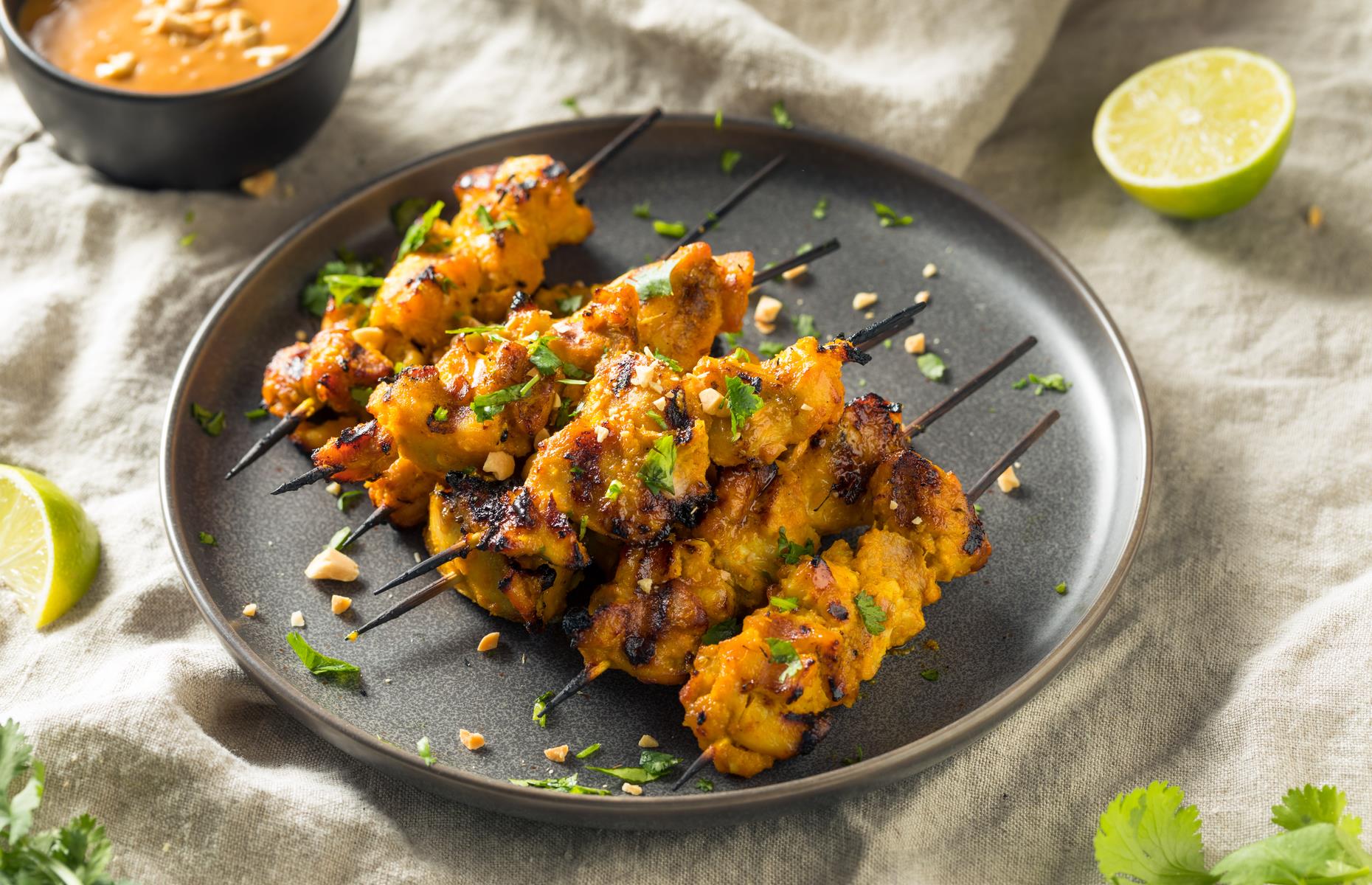 Chicken satay with peanut sauce