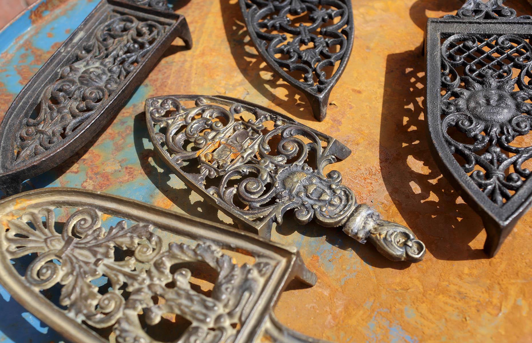 Cast iron trivets