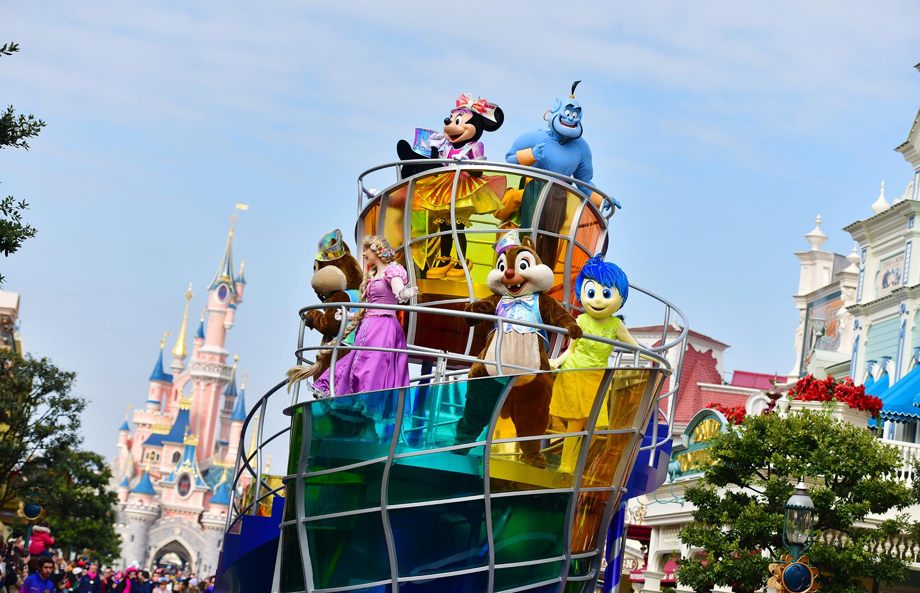Dream…and Shine Brighter!, Disneyland Park, Disneyland Paris