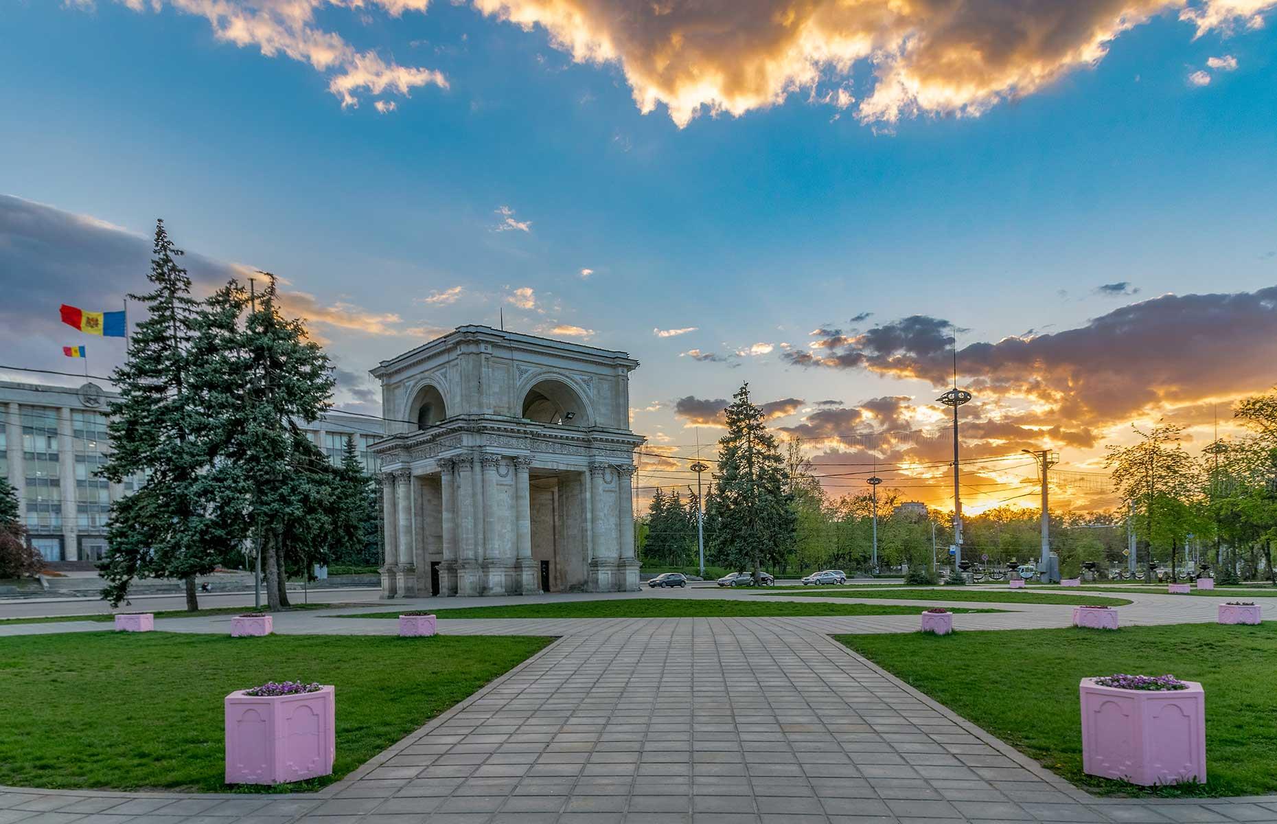 Moldova: 145,000 visitors per year