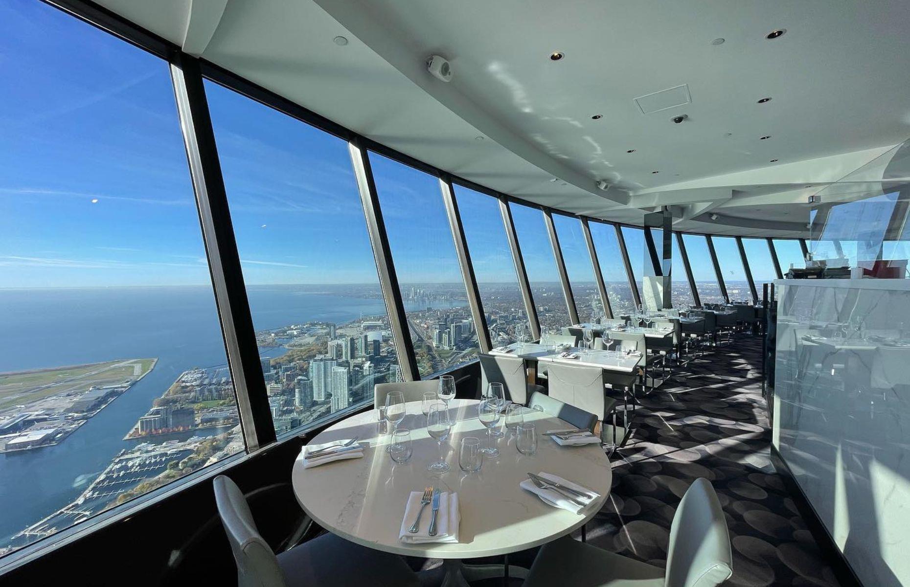 6. 360 The Restaurant, CN Tower, Toronto, Canada