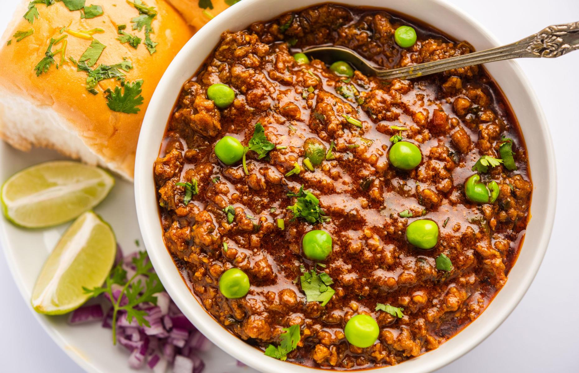 Swap meat pieces for mince in curry