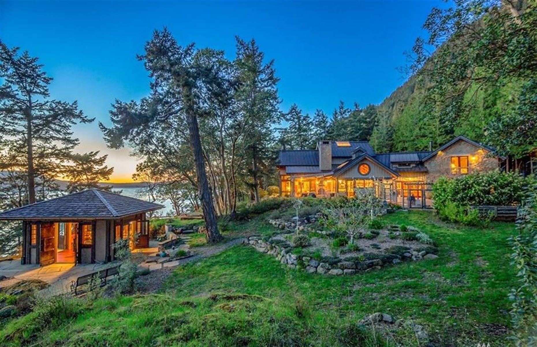 Oprah's island escape, Washington, USA