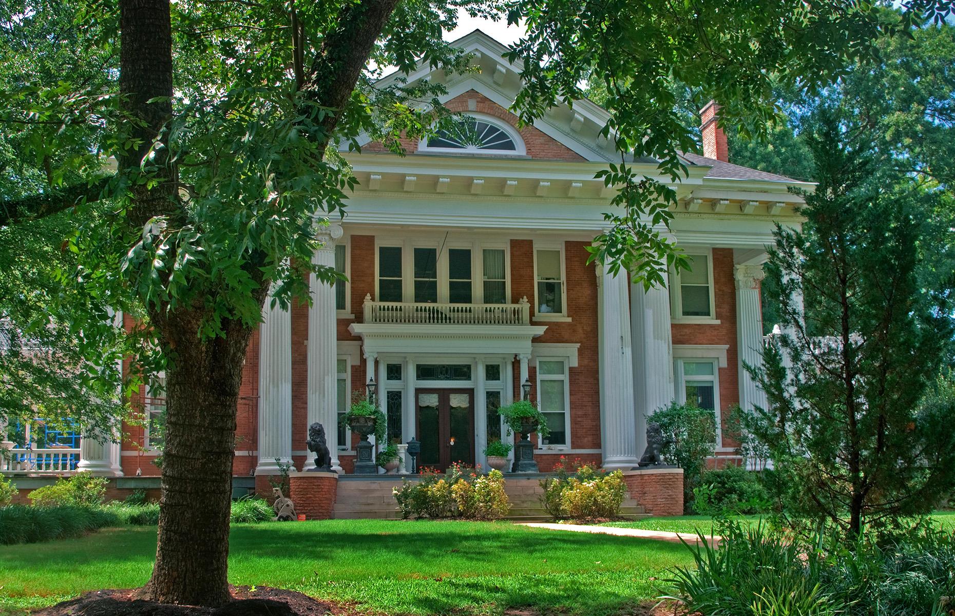 Arkansas: traditional brick