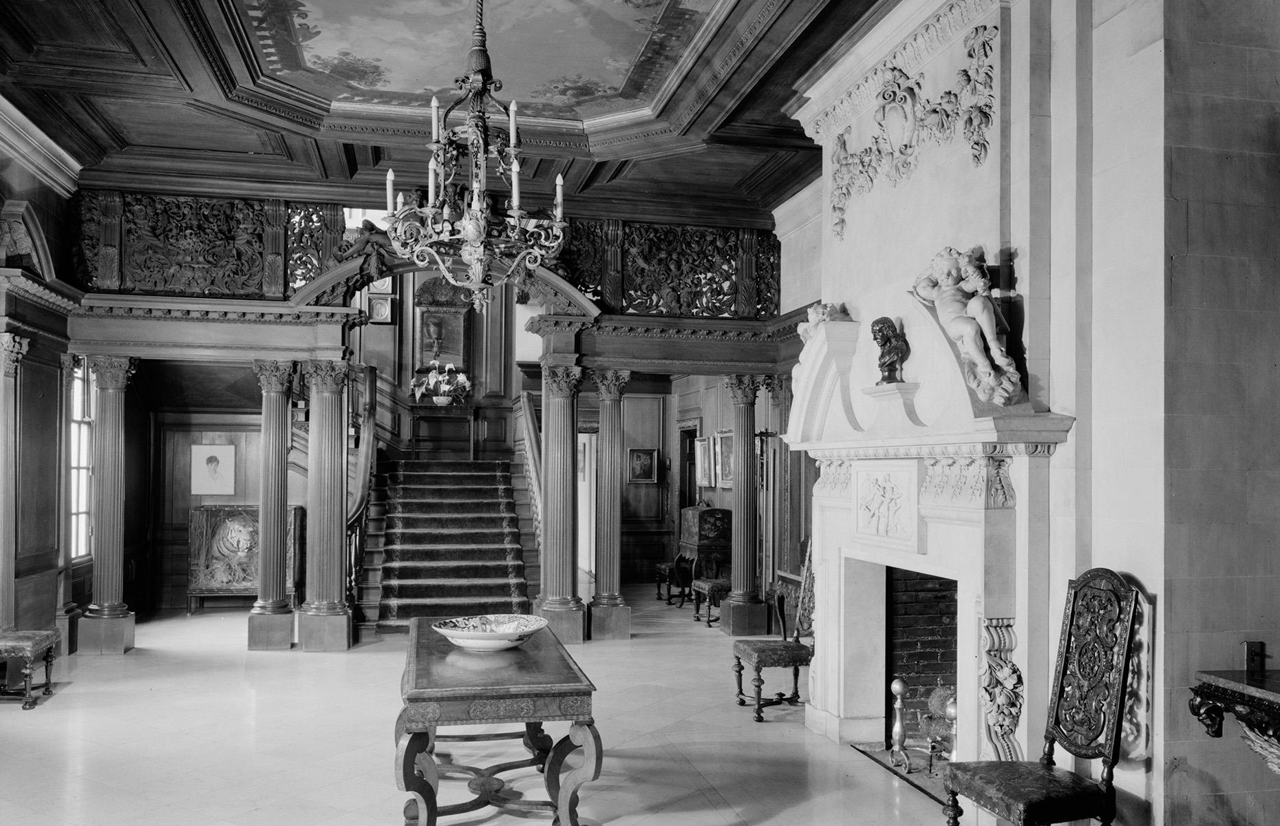 1960: the grand hall at Old Westbury Gardens