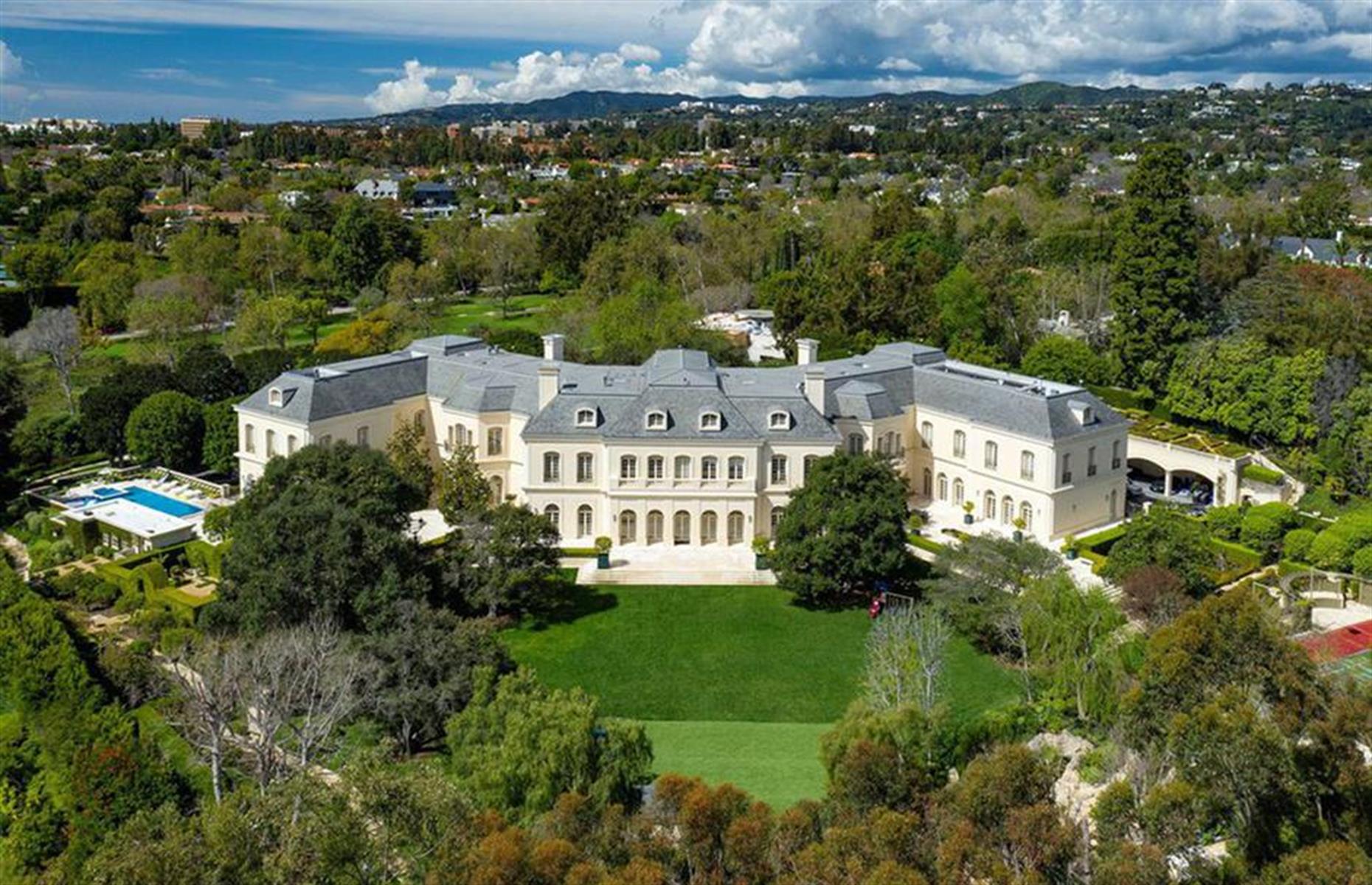 The Manor, California, USA