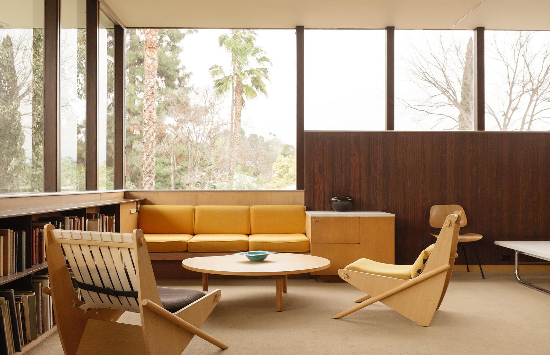 Richard Neutra's space age treehouse, California, USA 