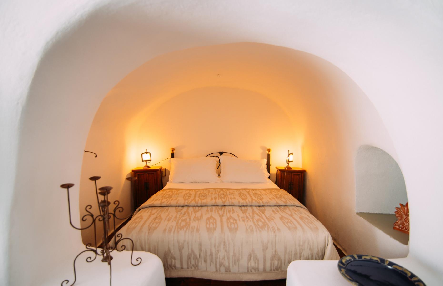 Oia, Santorini, Greece