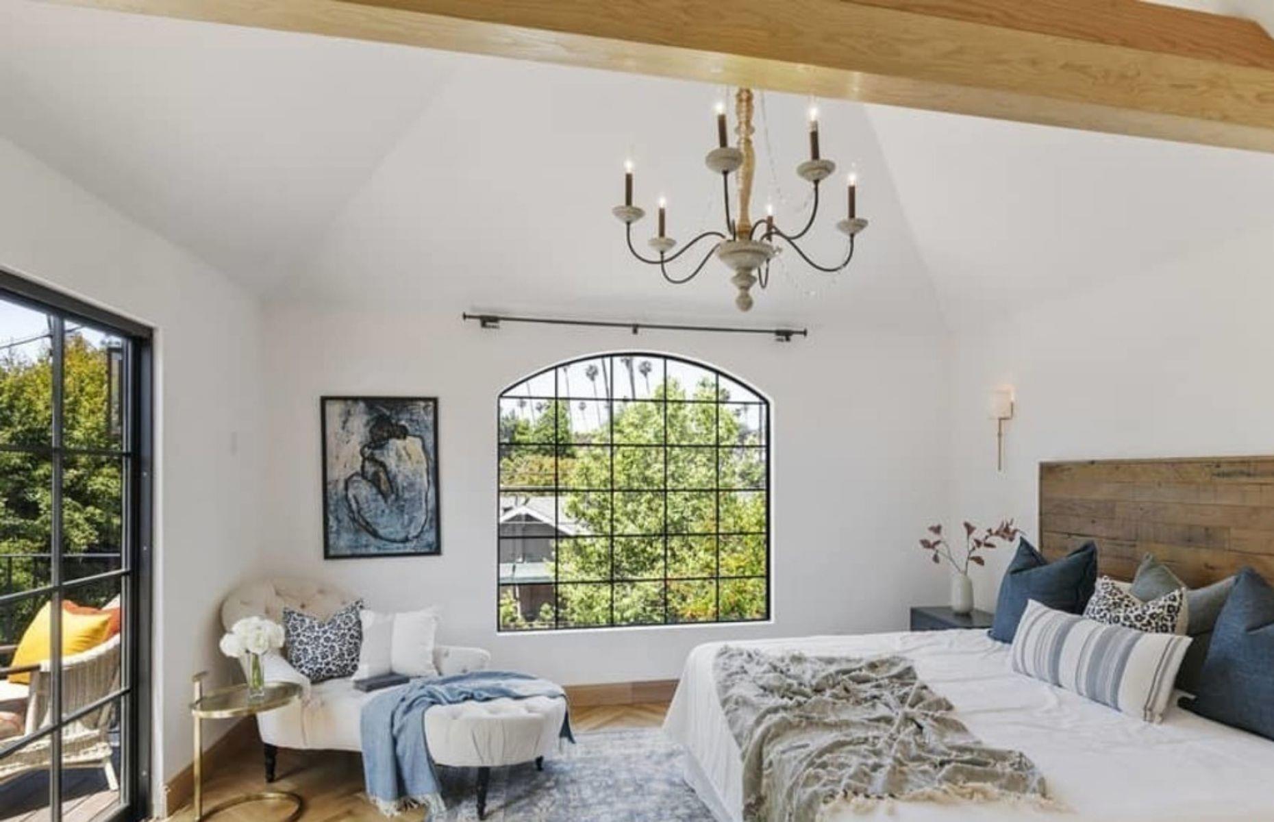 Anne Heche's characterful cottage: sold for $2 million 