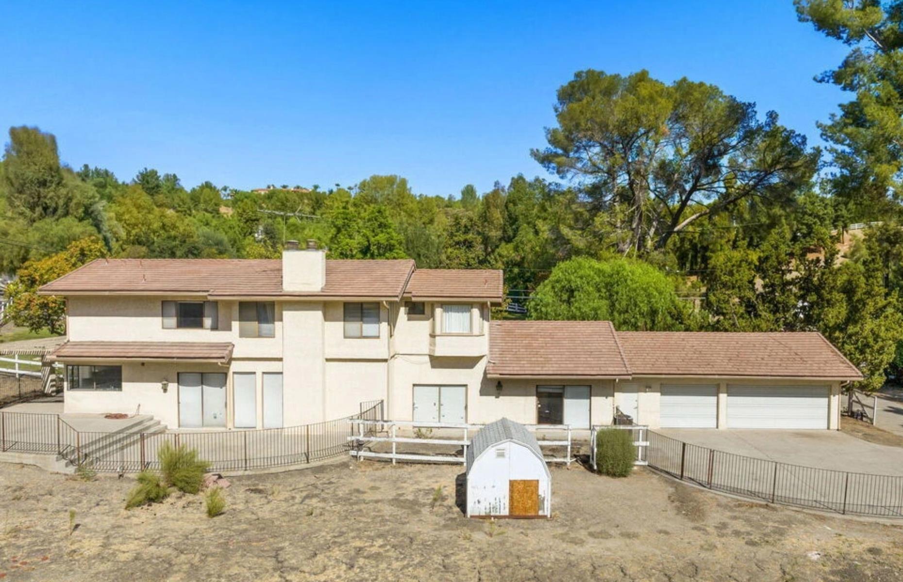 Hidden Hills 'buffer' home
