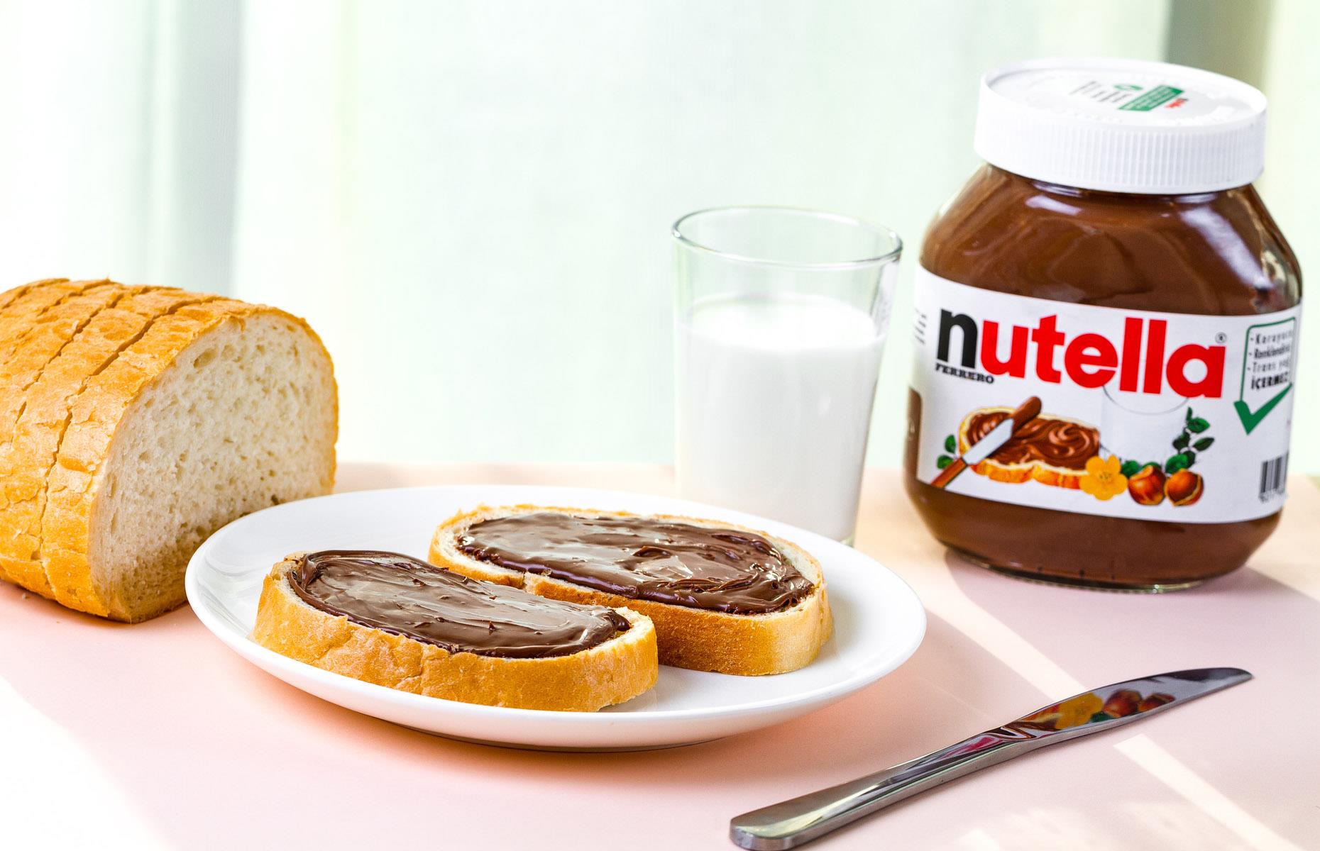 A jar of Nutella contains 97 hazelnuts