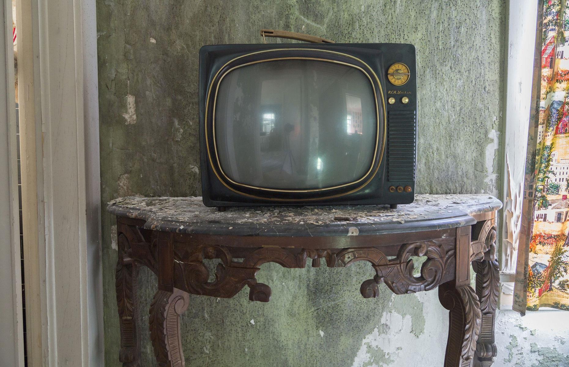 Vintage TV