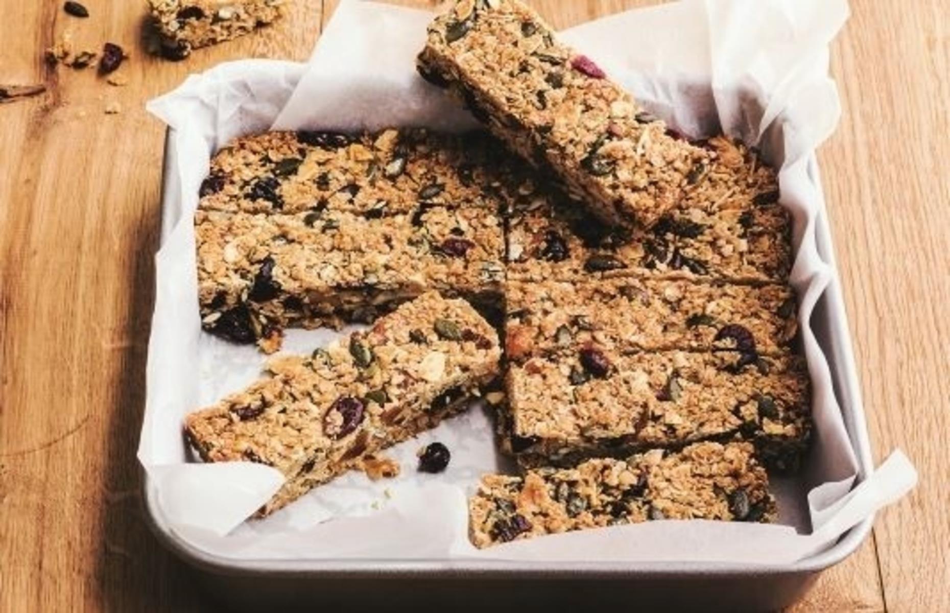 Fruity granola bars