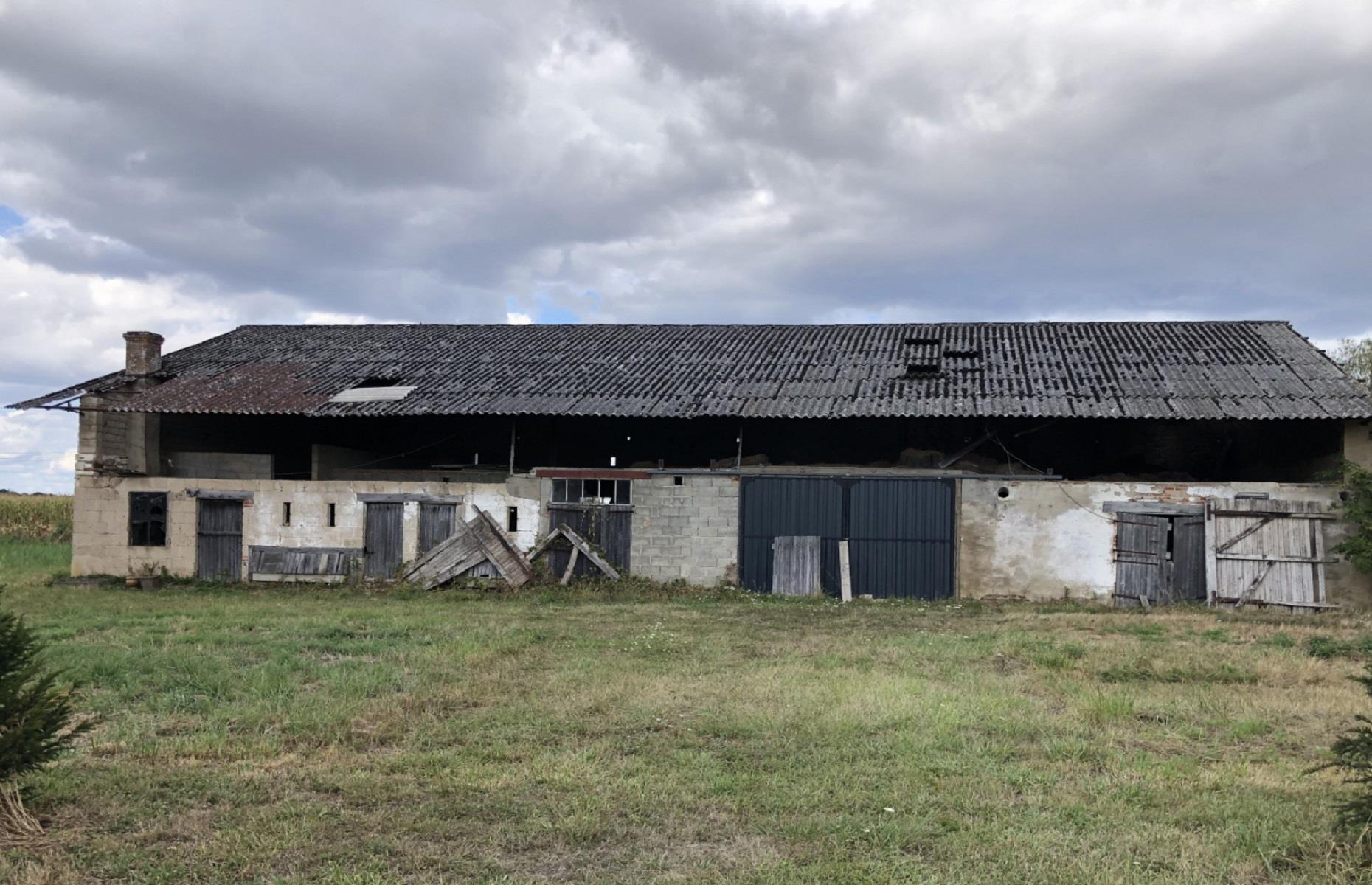 18th-century château, Burgundy, France: £554,800 ($708k)