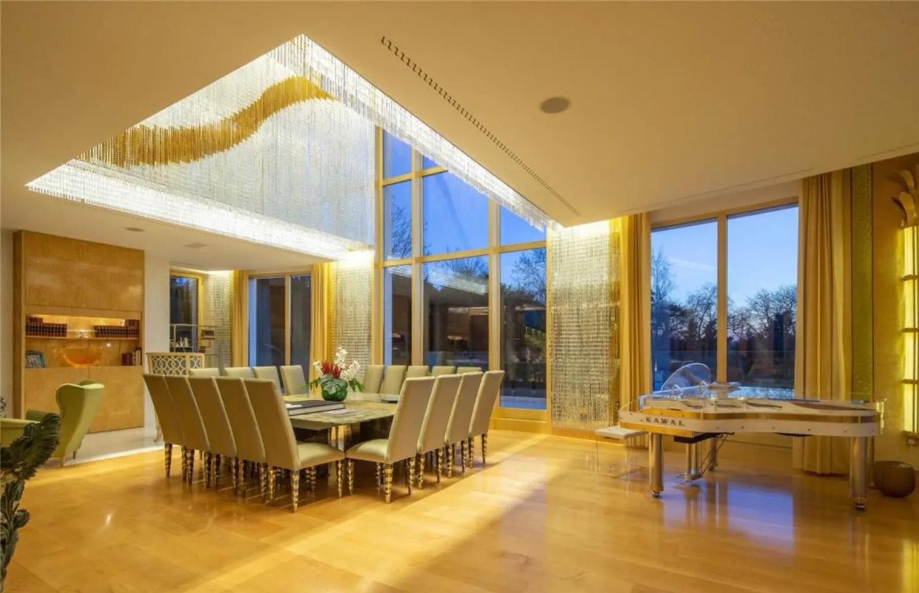 Six-bedroom mansion, Highgate, London