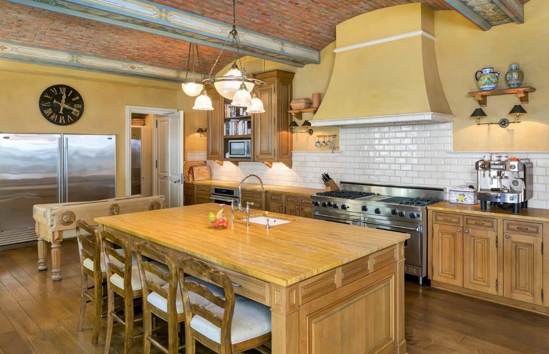 March: Jon Bon Jovi's New Jersey estate
