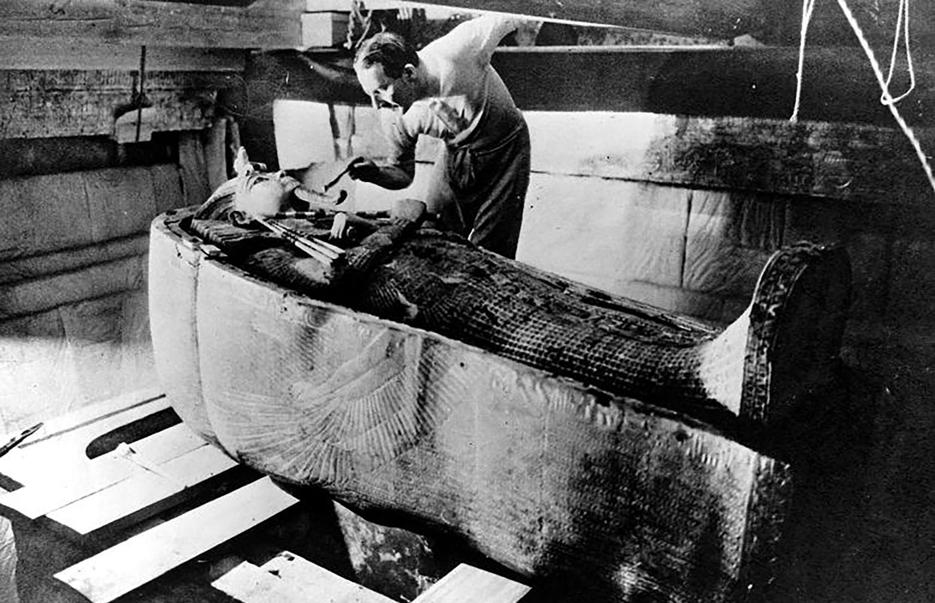 1924: Tutankhamun