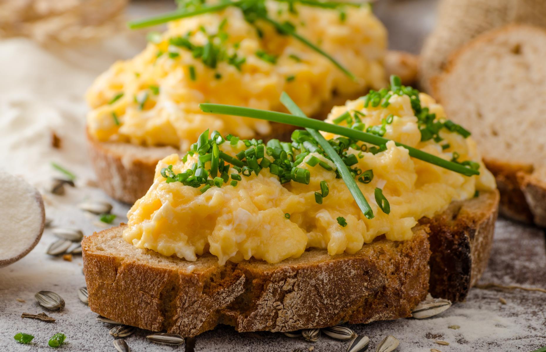30. Scrambled eggs need milk