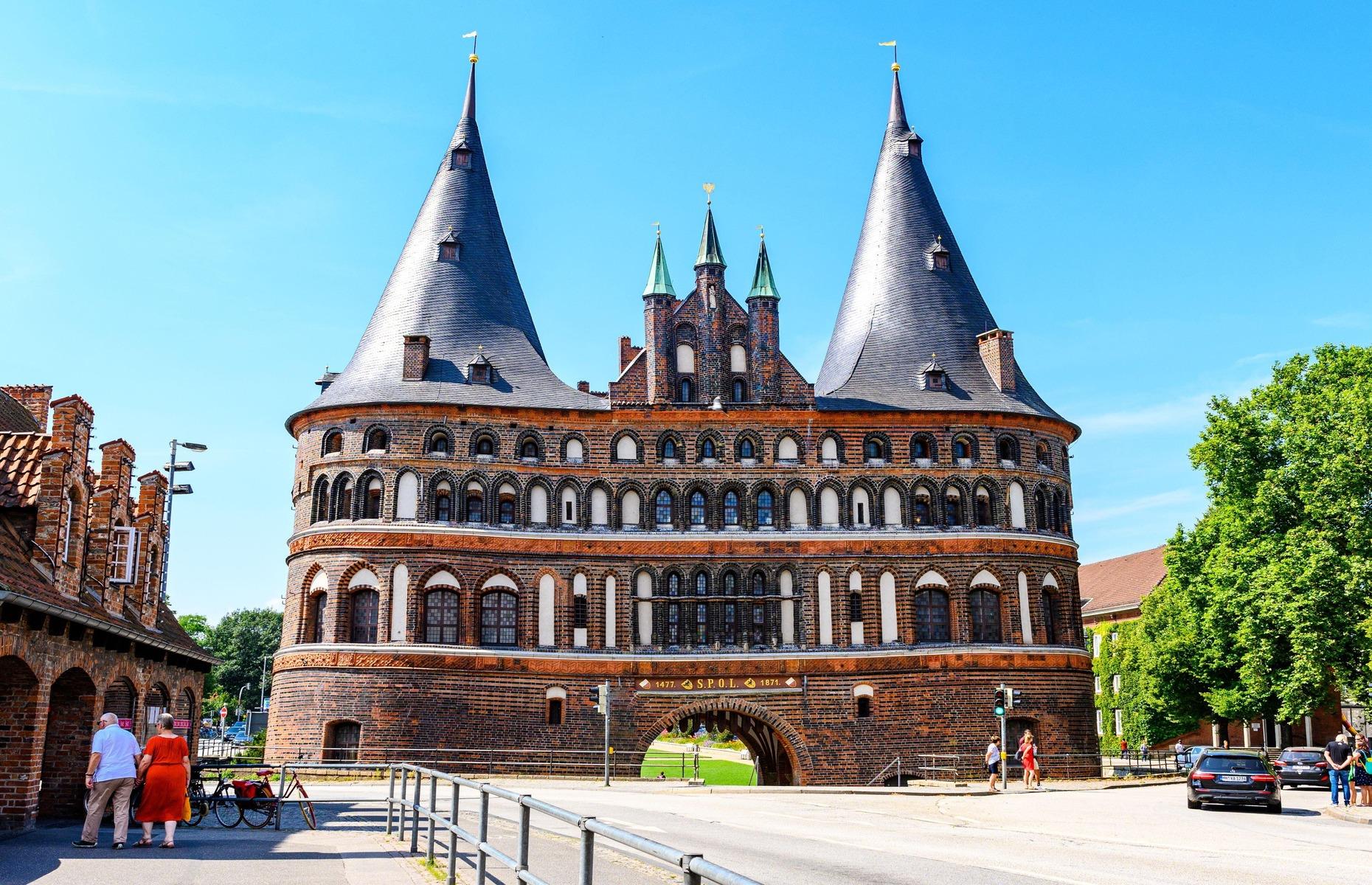Now: Lübeck Holsten Gate