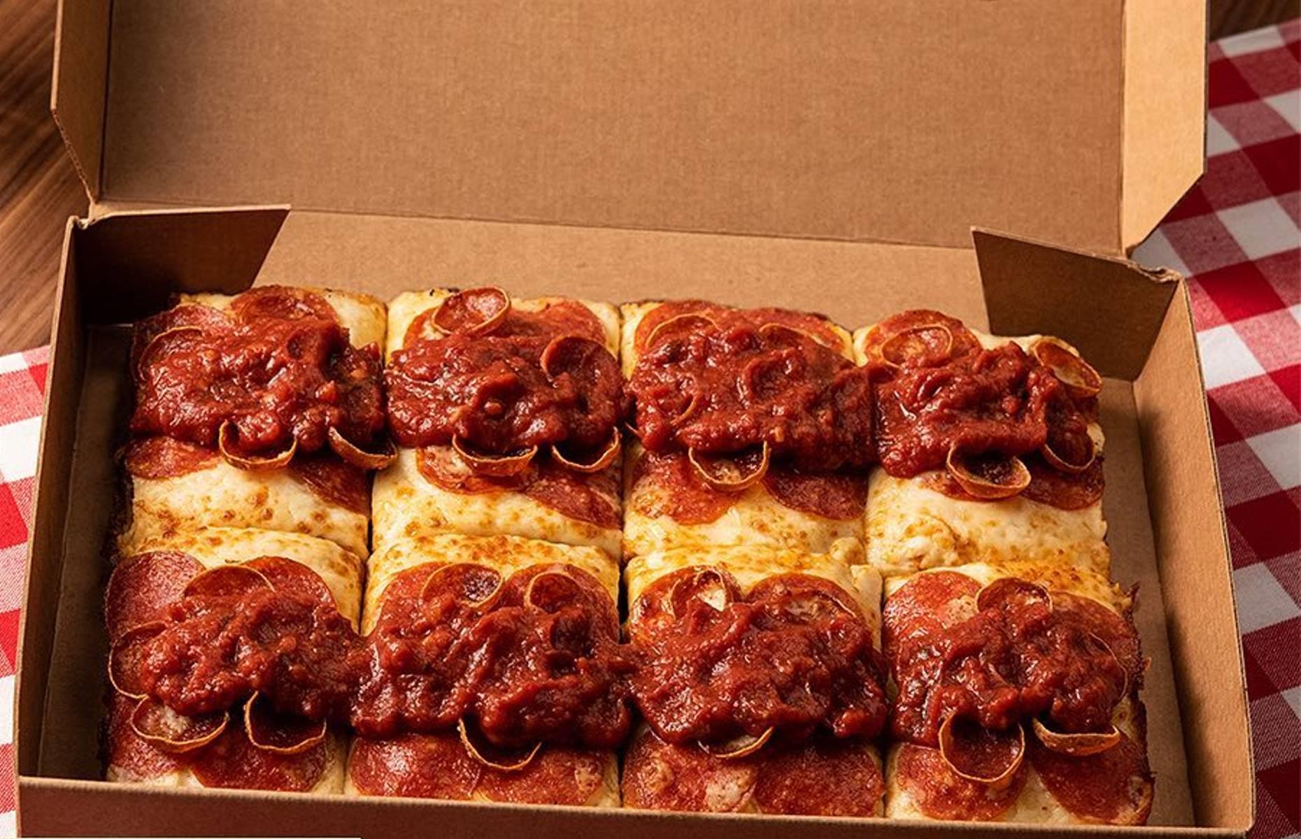 Pizza Hut Detroit-Style Pizza